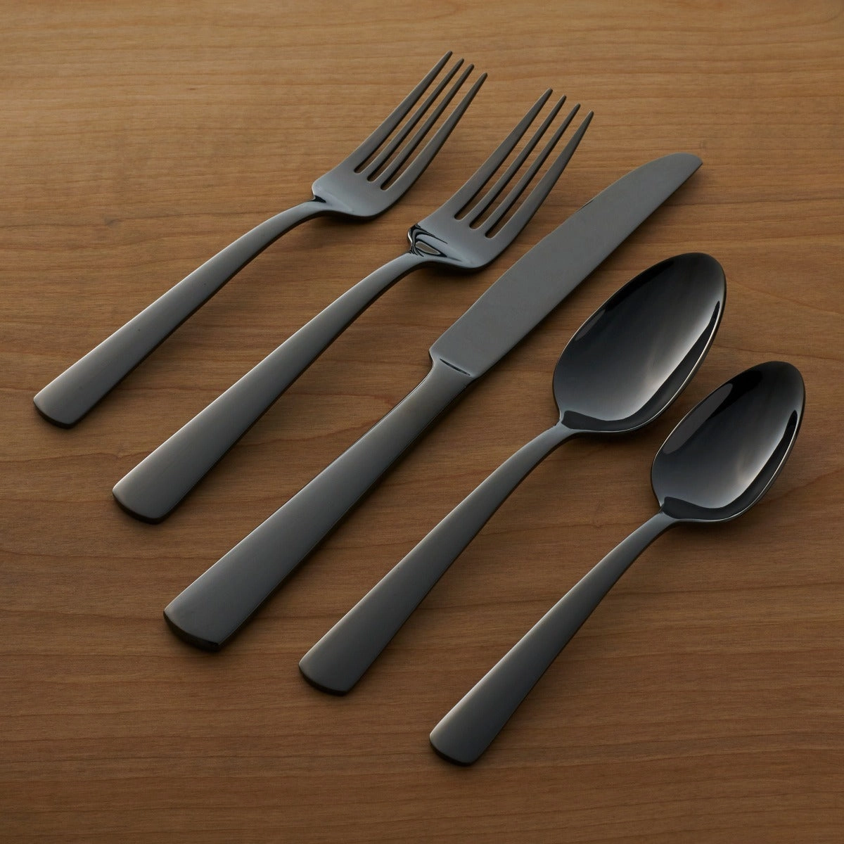 Aptitude Midnight Mirror 23 Piece Flatware Set