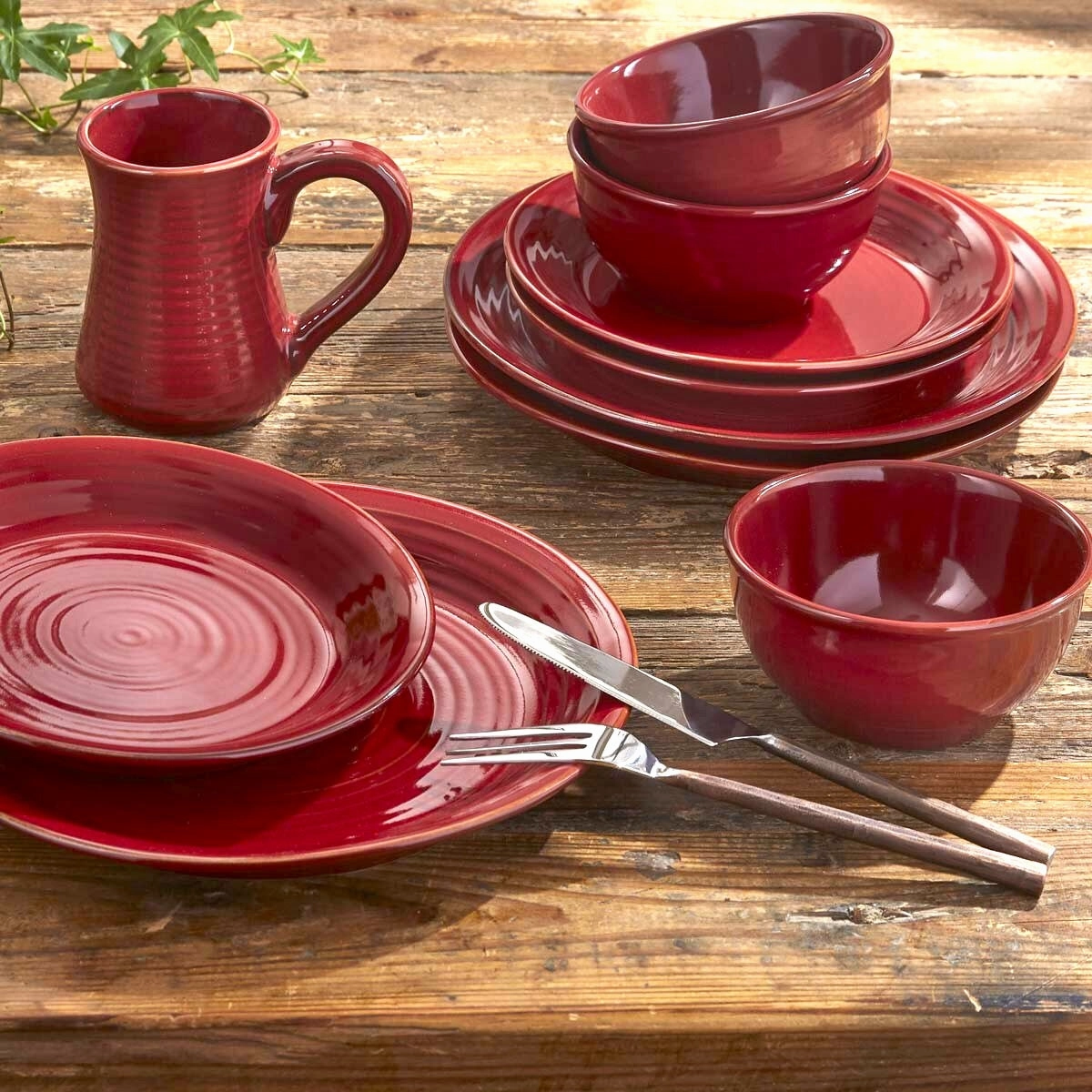 Aspen Red Dinnerware Collection toilet seat cover, slow close seat