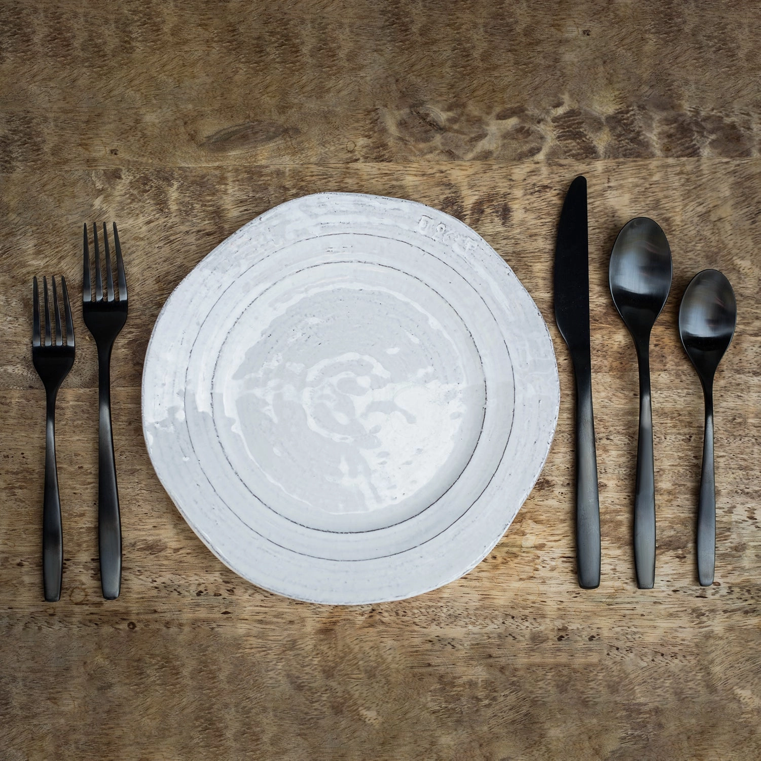 Averie Black Satin 20 Piece Flatware Set