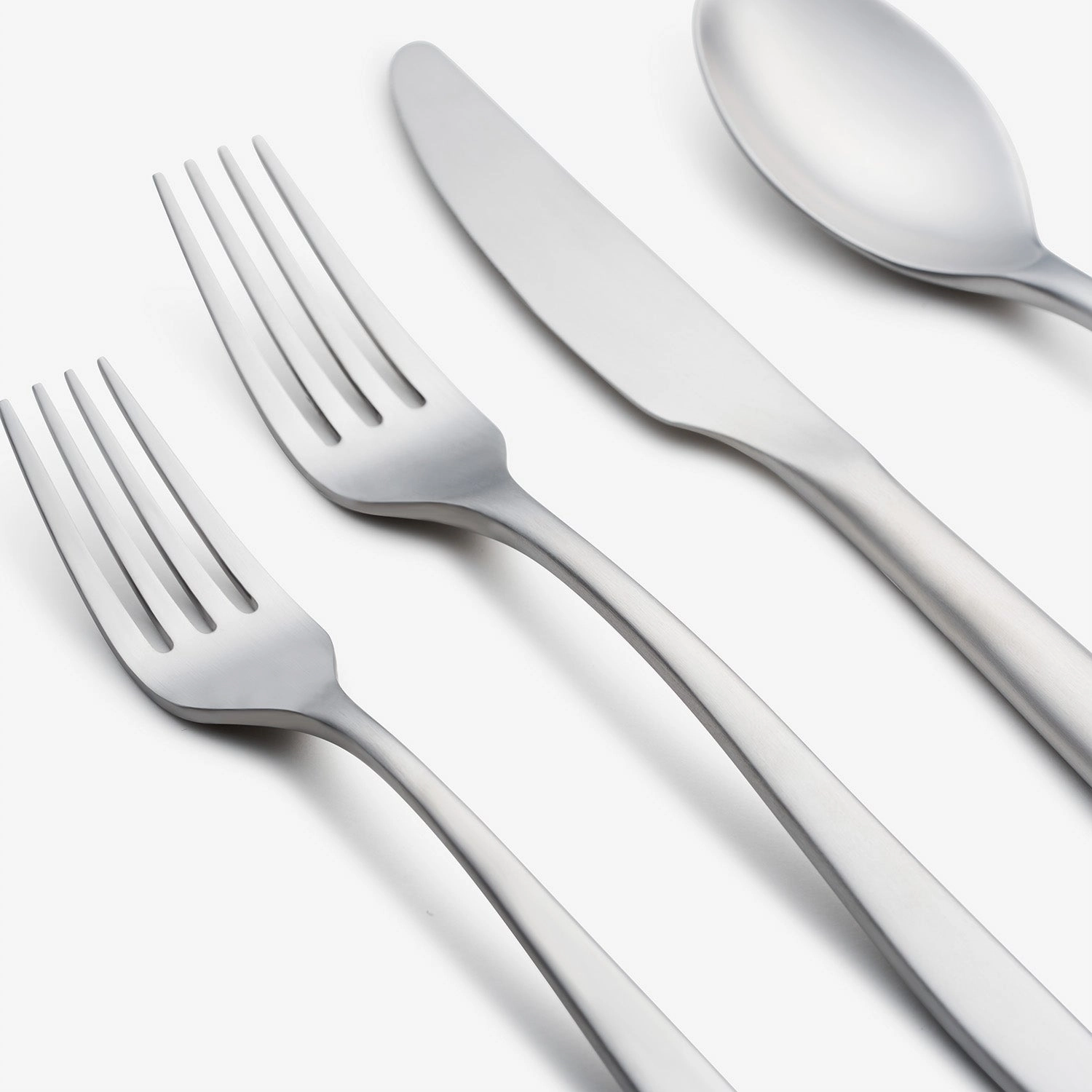 Averie Satin 20 Piece Flatware Set