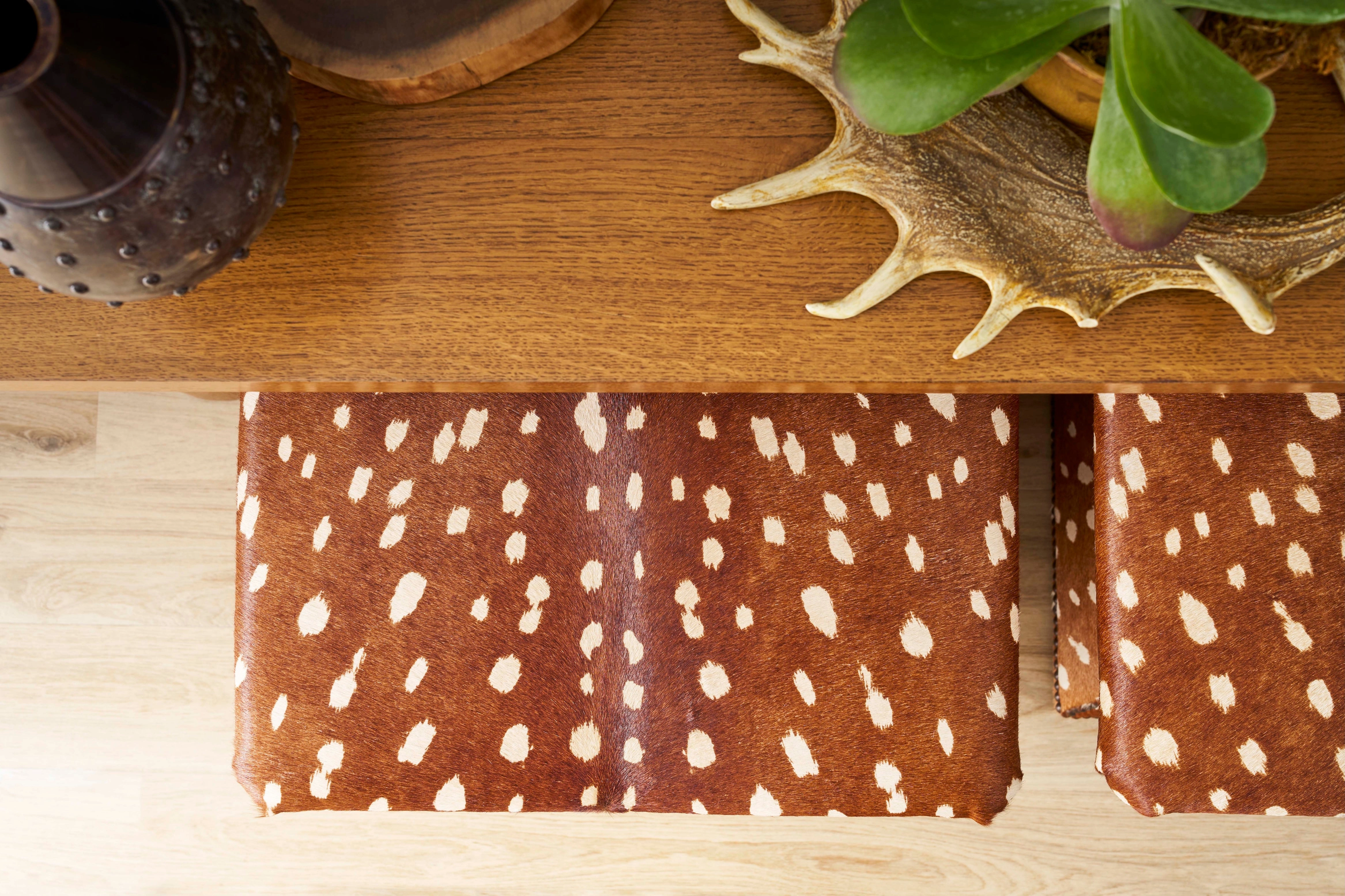 Axis Print Hourglass Stool