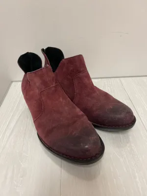 Boots Ankle Heels By Born In Red, Size: 8.5 born