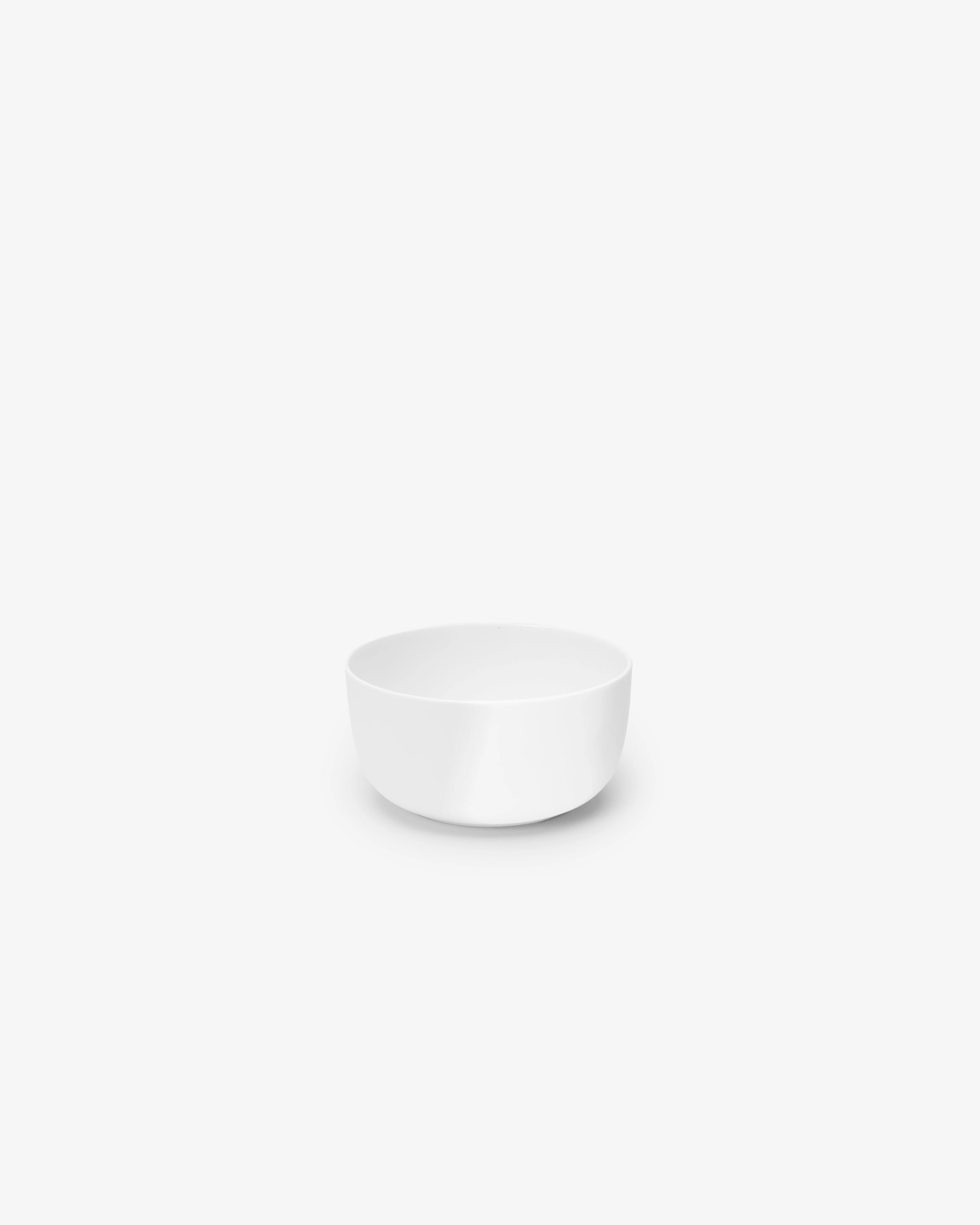 Bowl low S white glazed Base