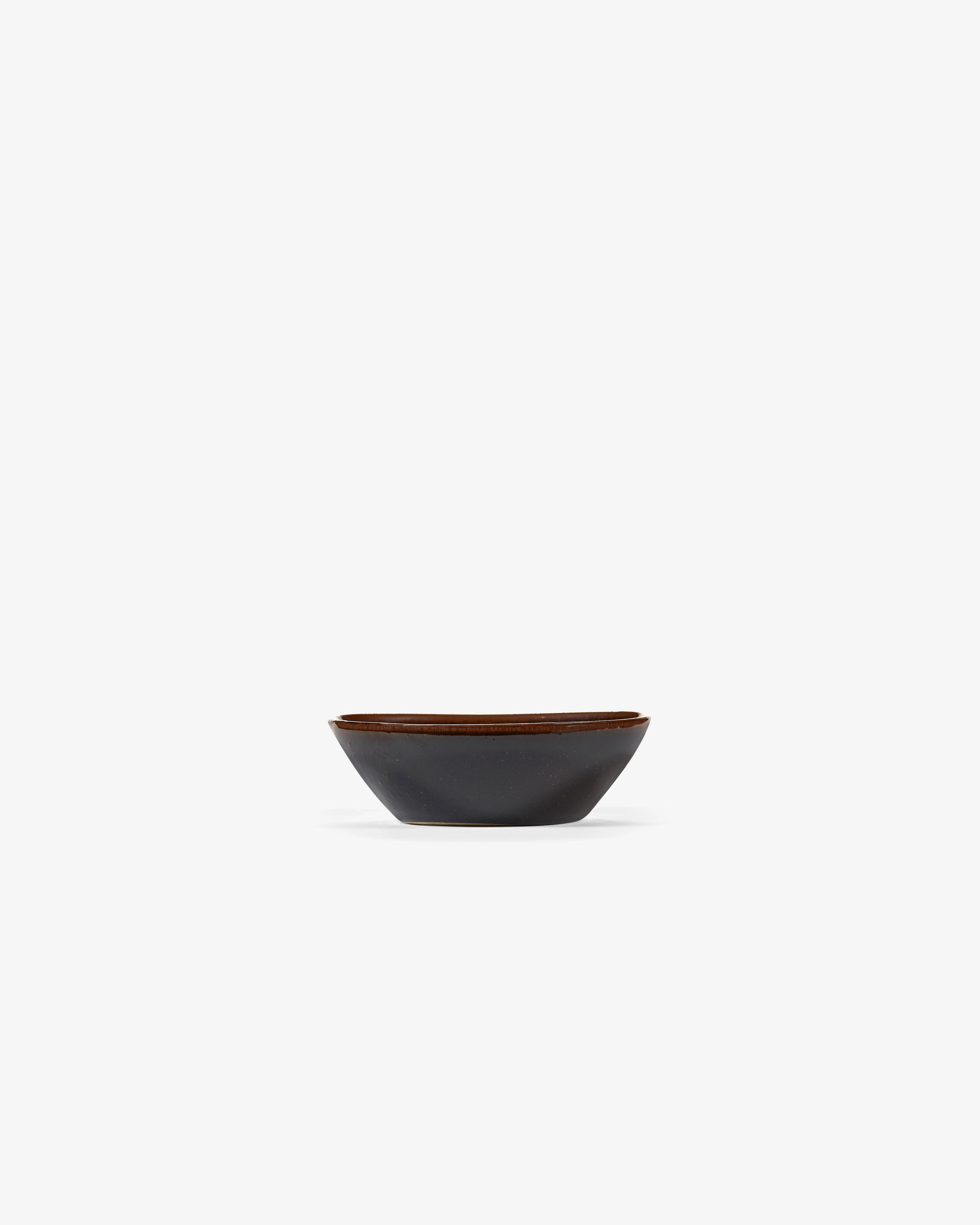 Bowl XS dark brown Out of lines