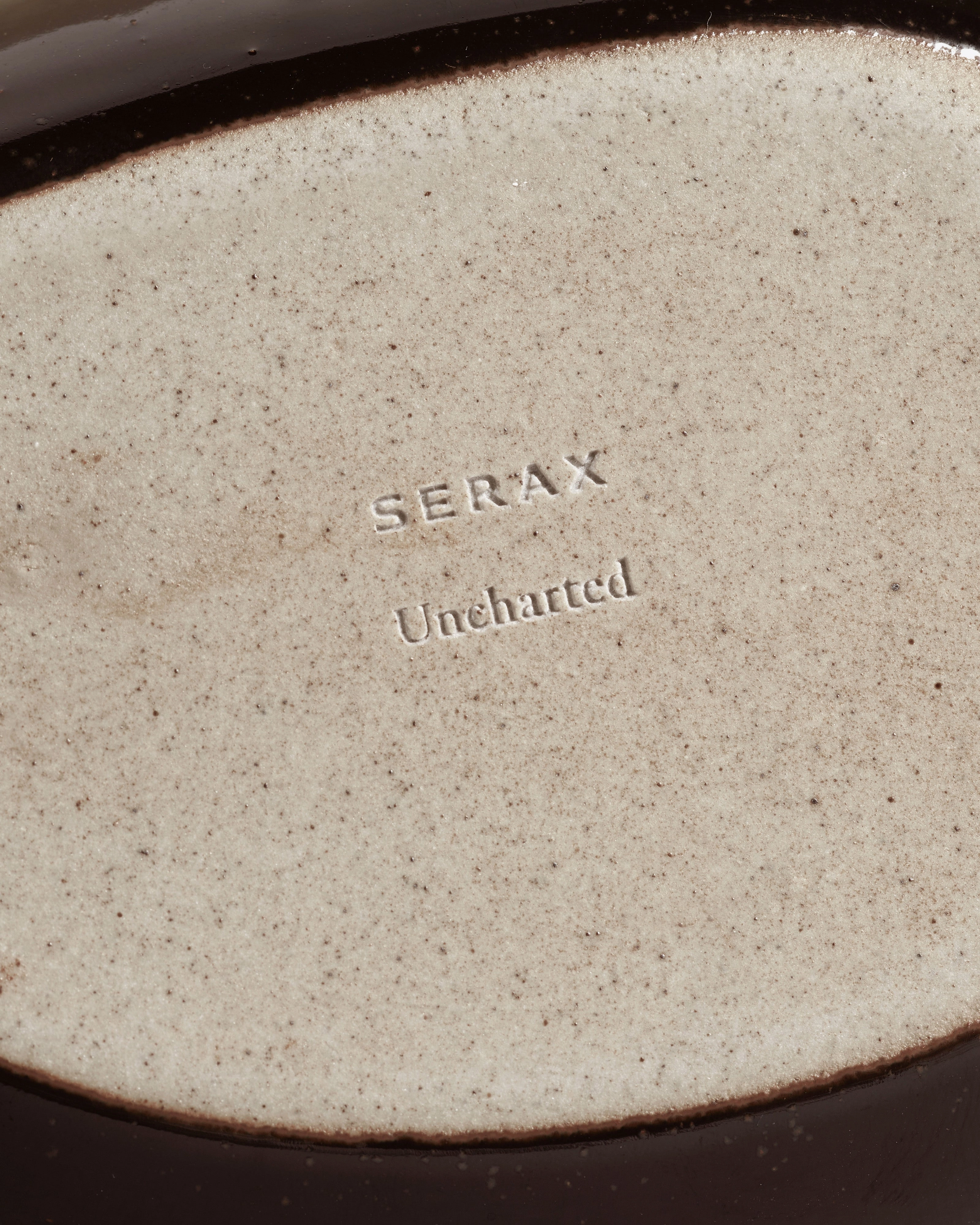 Bowl XS dark brown Out of lines
