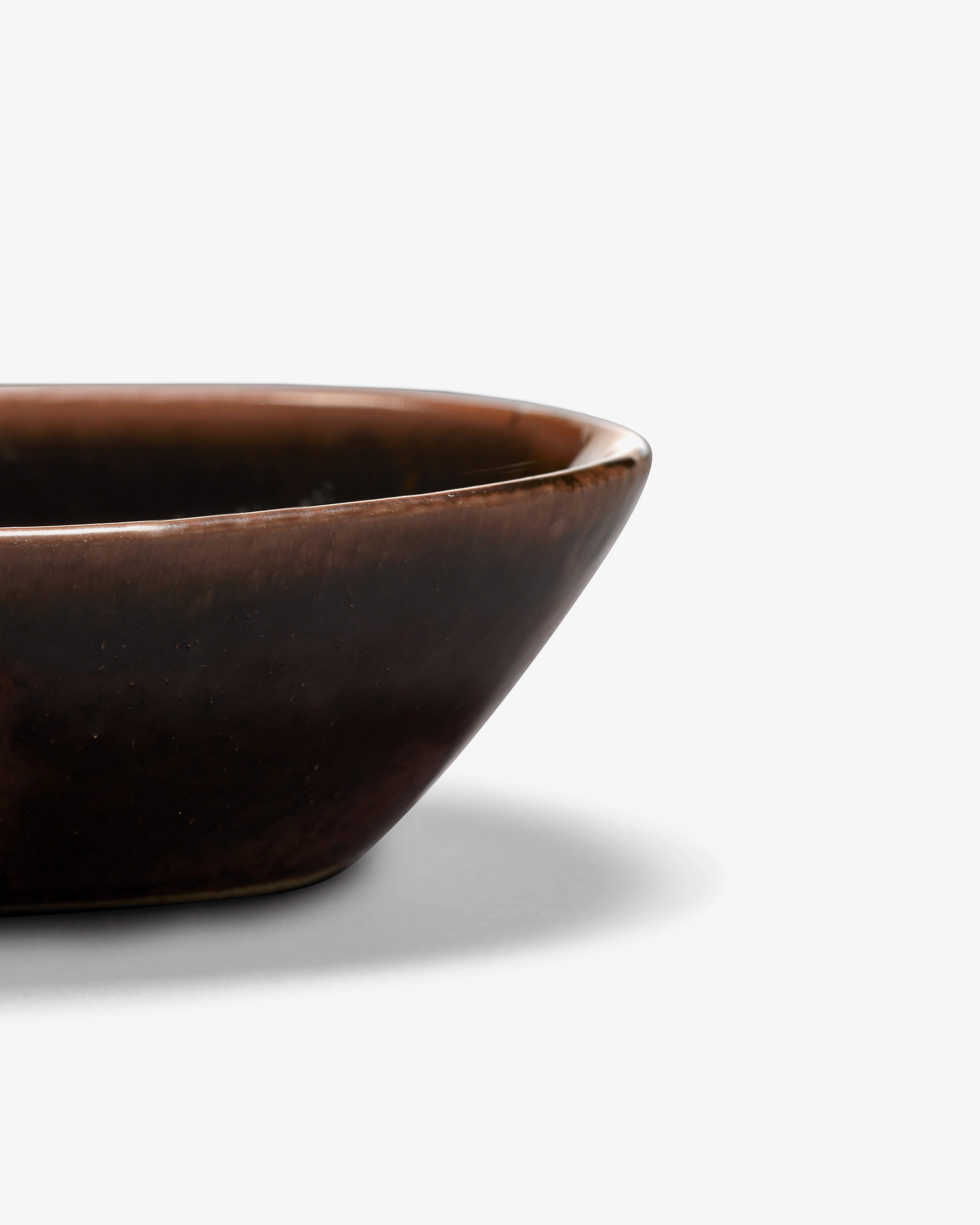 Bowl XS dark brown Out of lines