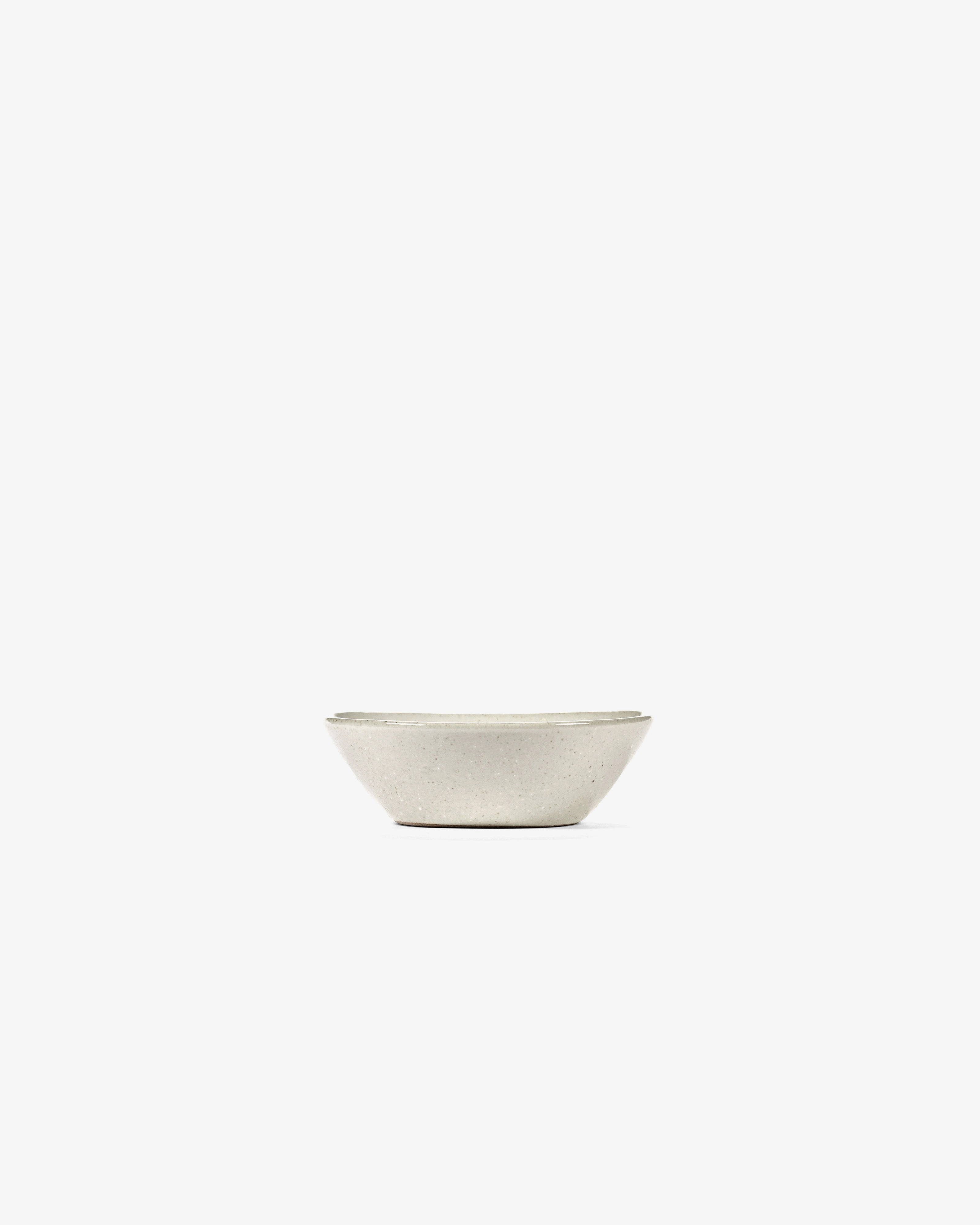 Bowl XS off-white Out of lines