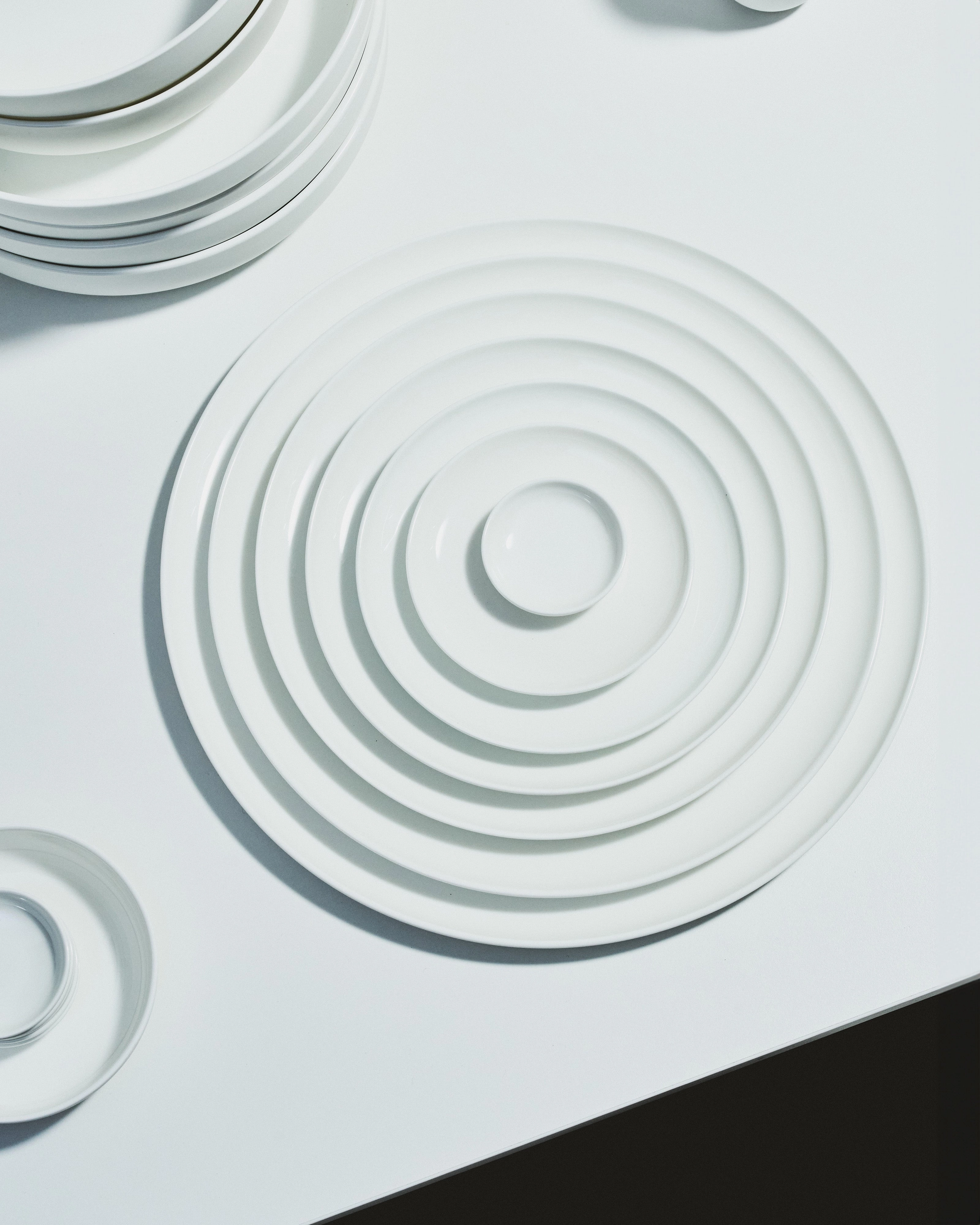 Bread plate low white Base