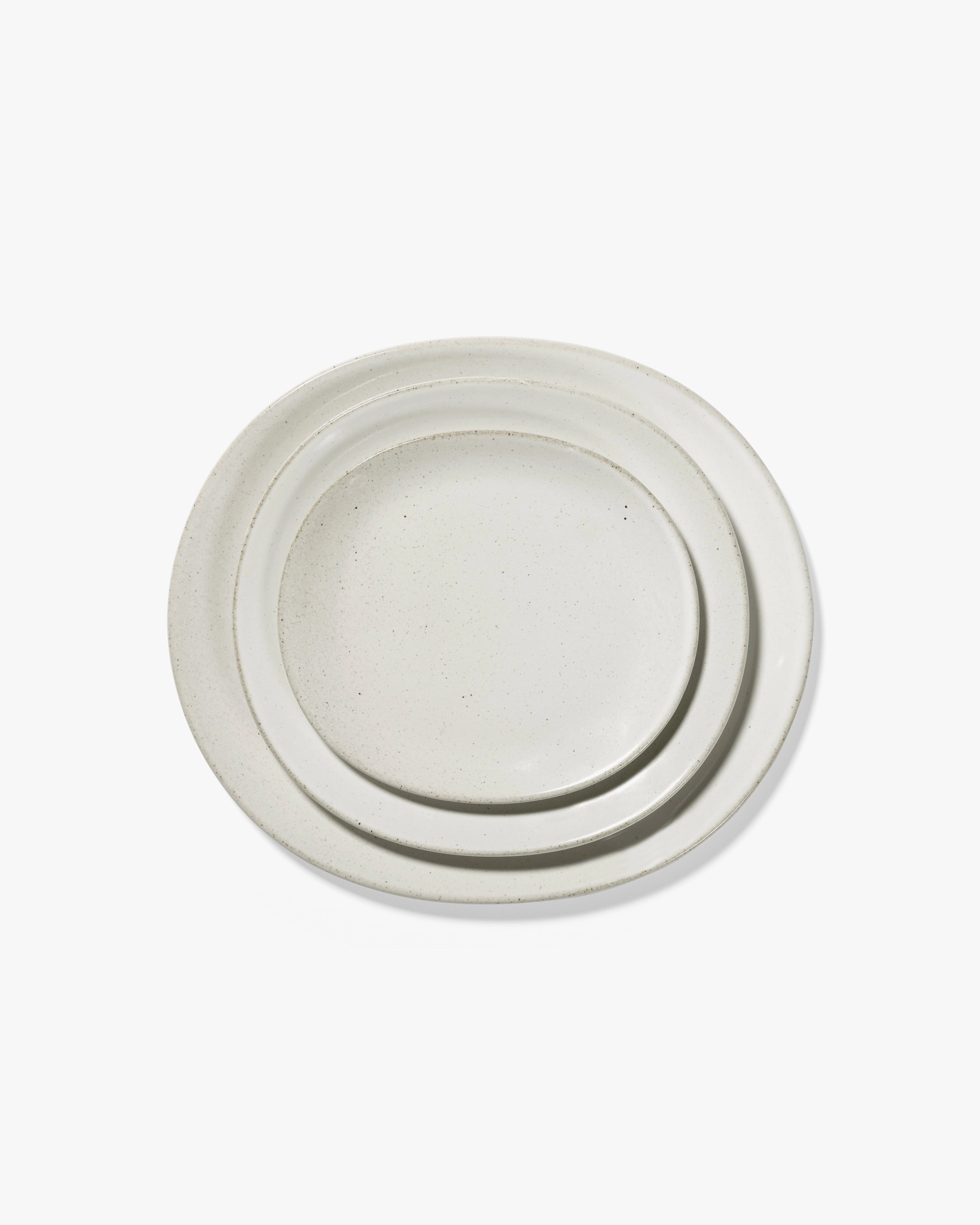 Breakfast plate off-white Out of lines