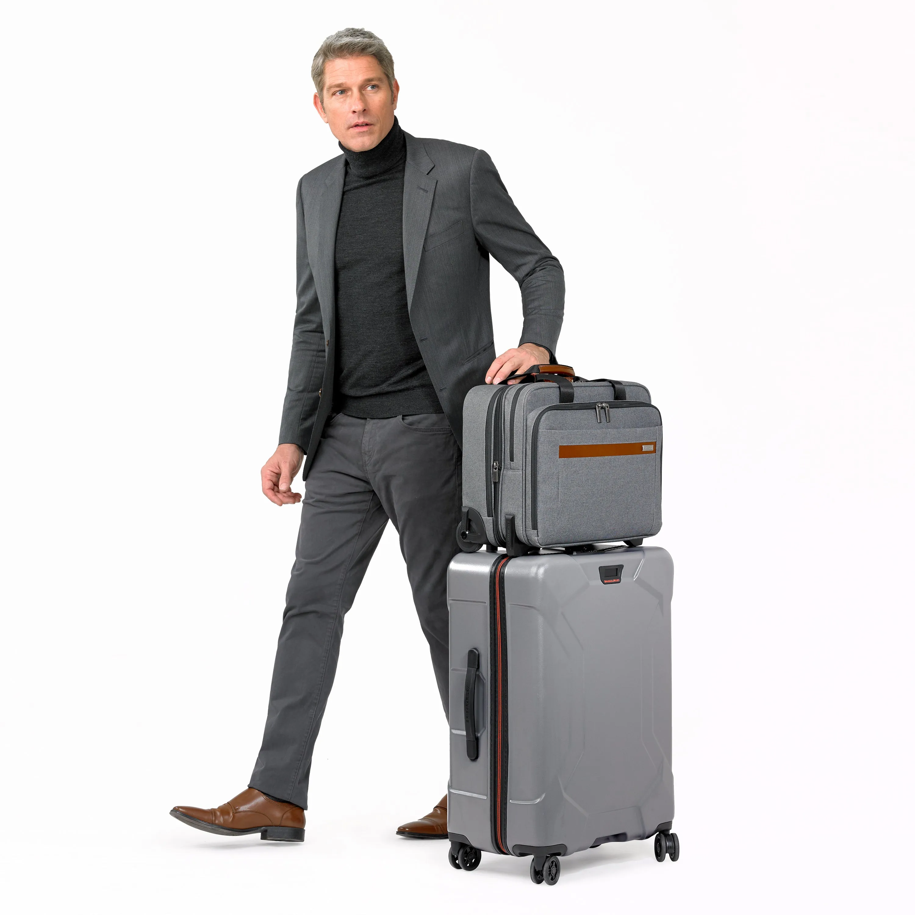 Briggs & Riley Torq 2.0 Medium Checked 27" 4-Wheel Medium Luggage Bags Briggs-Riley