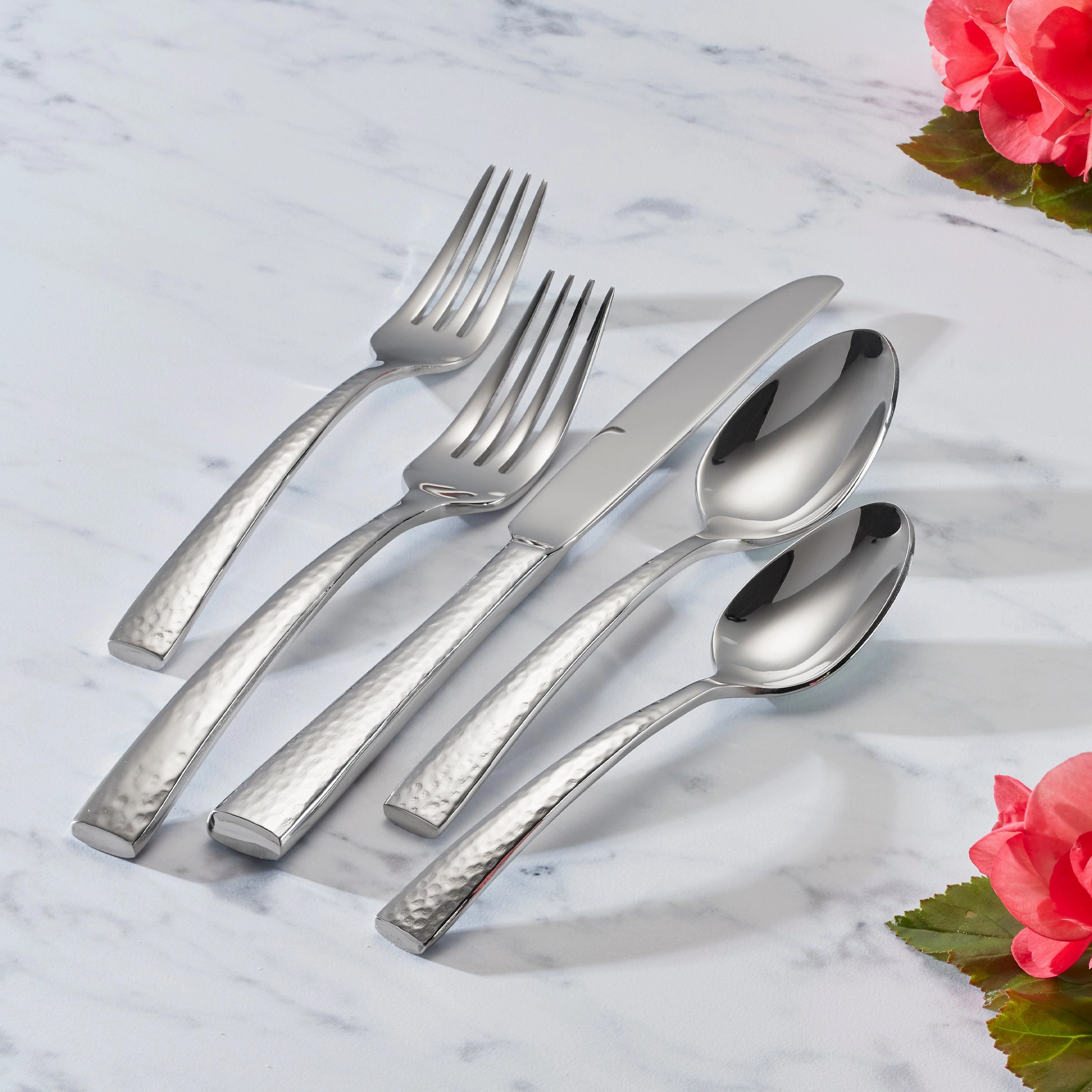 Cabria 20 Piece Flatware Set