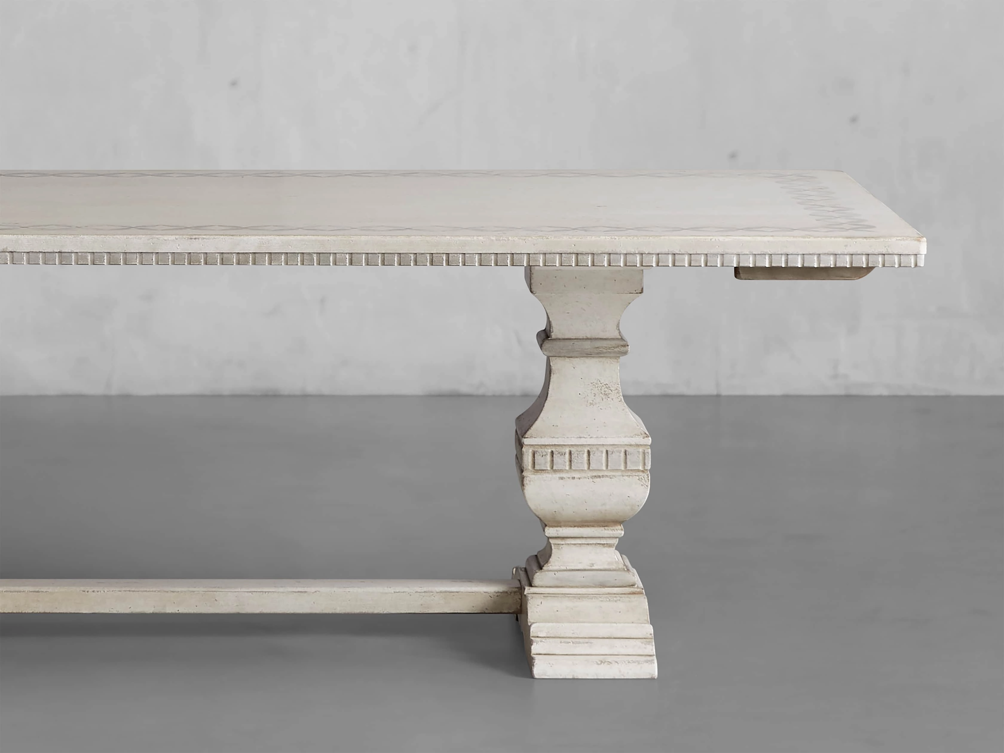 Cerea Margherita Bell'Arte Dining Table