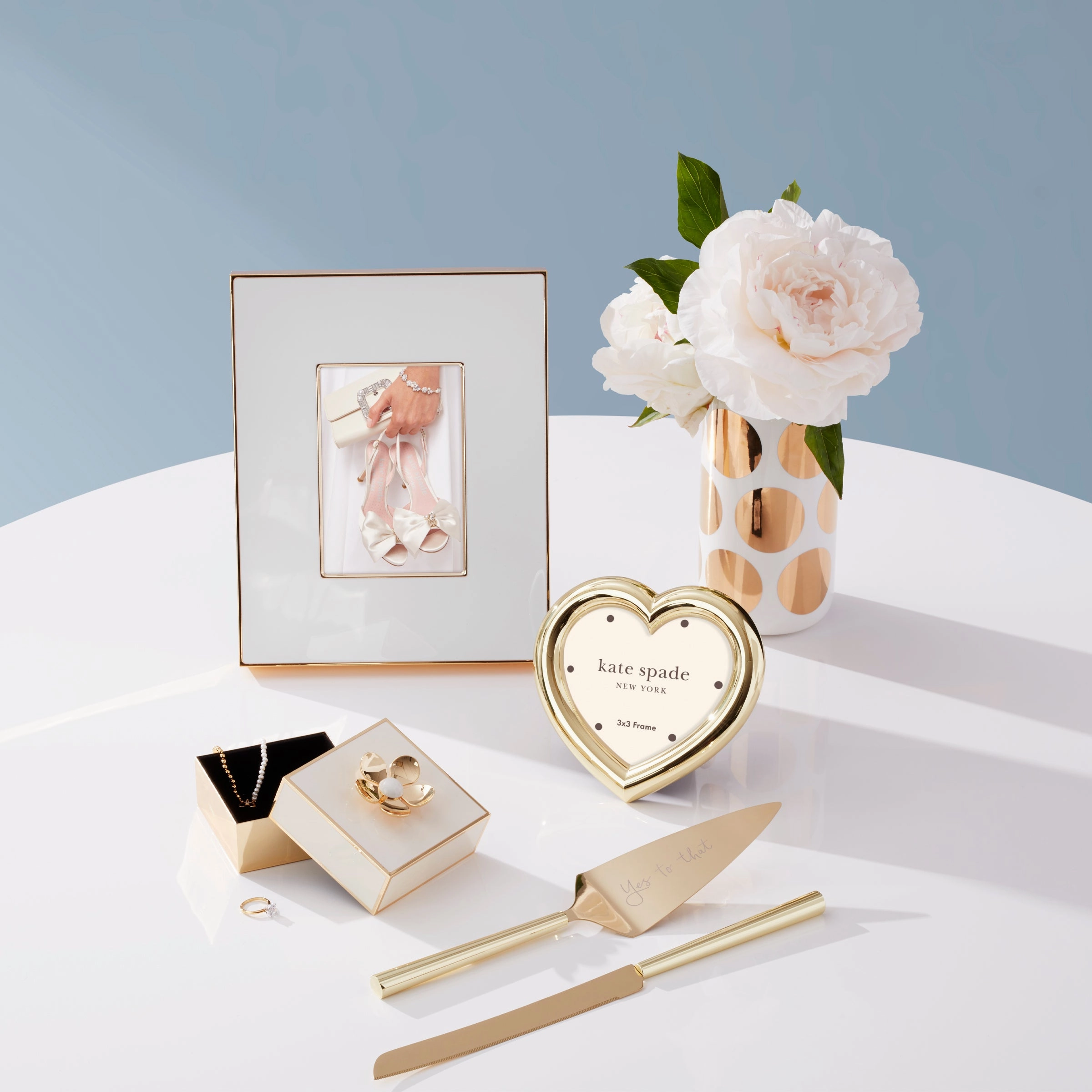 Charmed Life Gold Heart Frame
