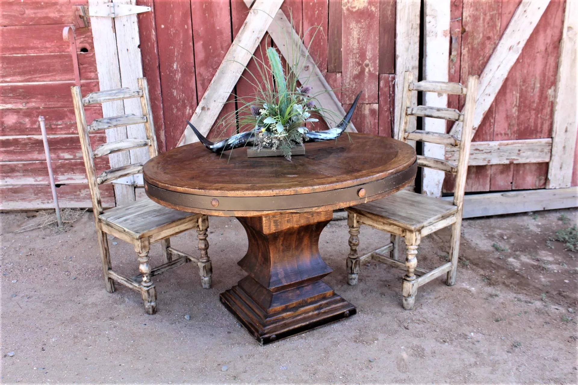 Chihuahua Pine Round Rustic Dining Table
