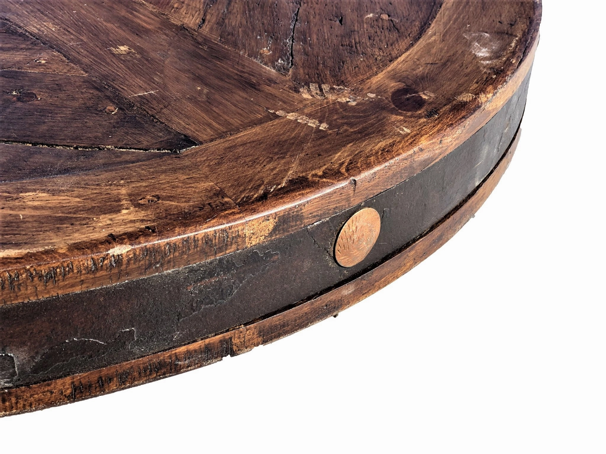 Chihuahua Pine Round Rustic Dining Table