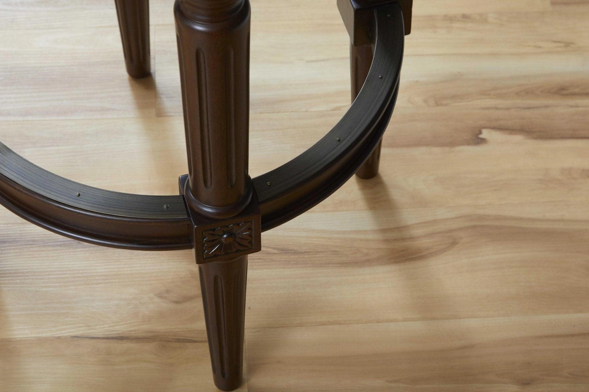 Cigar Lounge Swivel Bar Stools