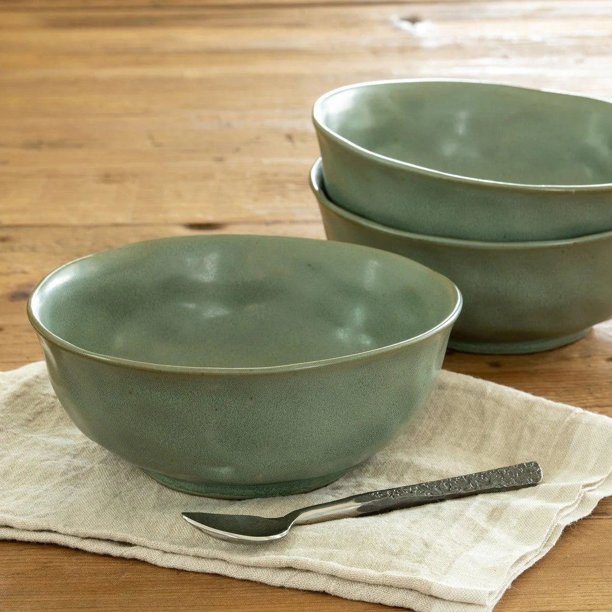 Clara Glazed Dinnerware - 16 Pc Set