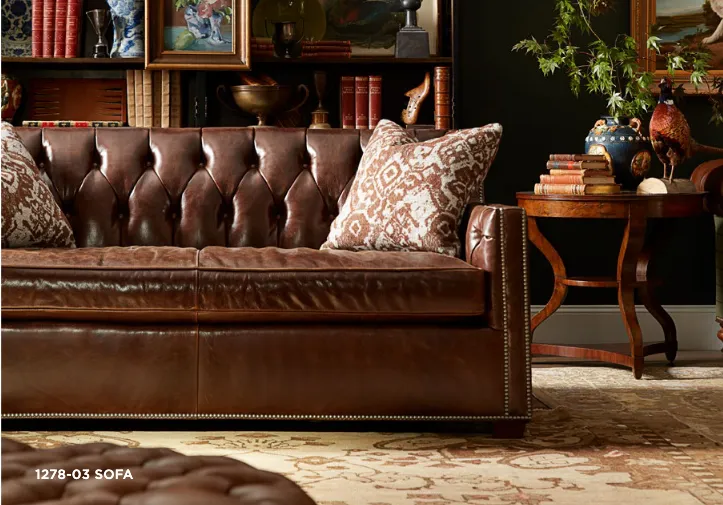 Clara Tufted Leather Loveseat