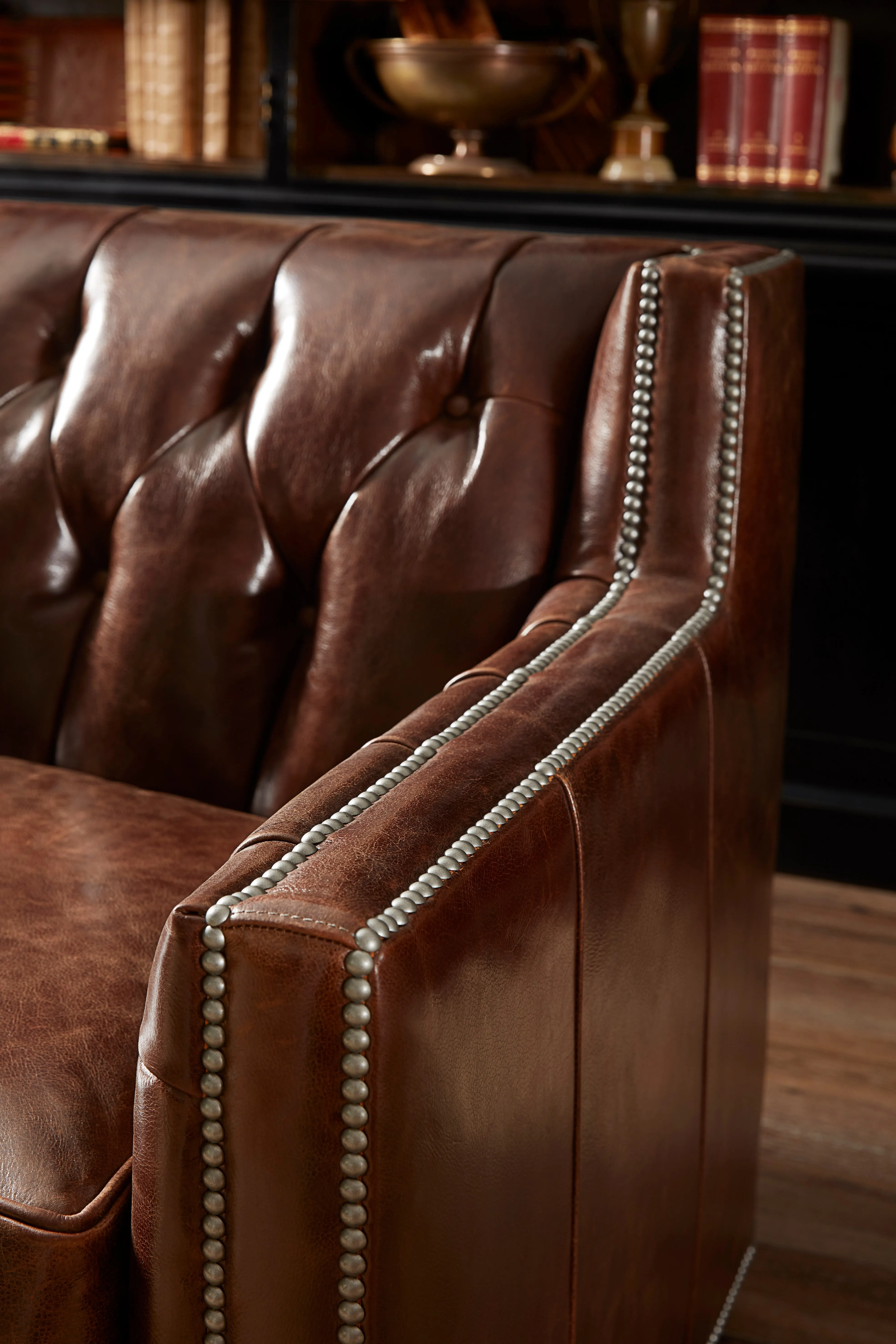 Clara Tufted Leather Loveseat
