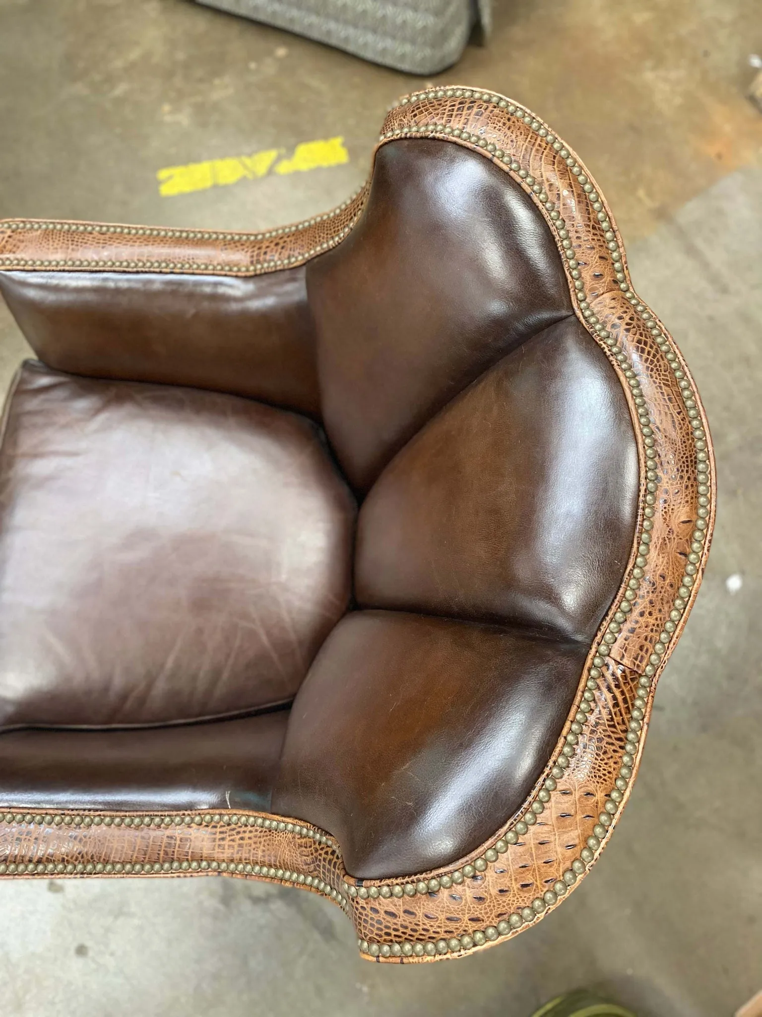 Cowhide & Leather Swivel Chair