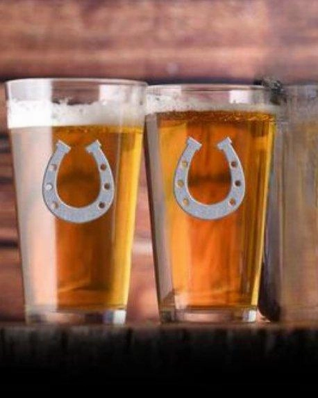 Deep Carved Horseshoe Pint Glasses