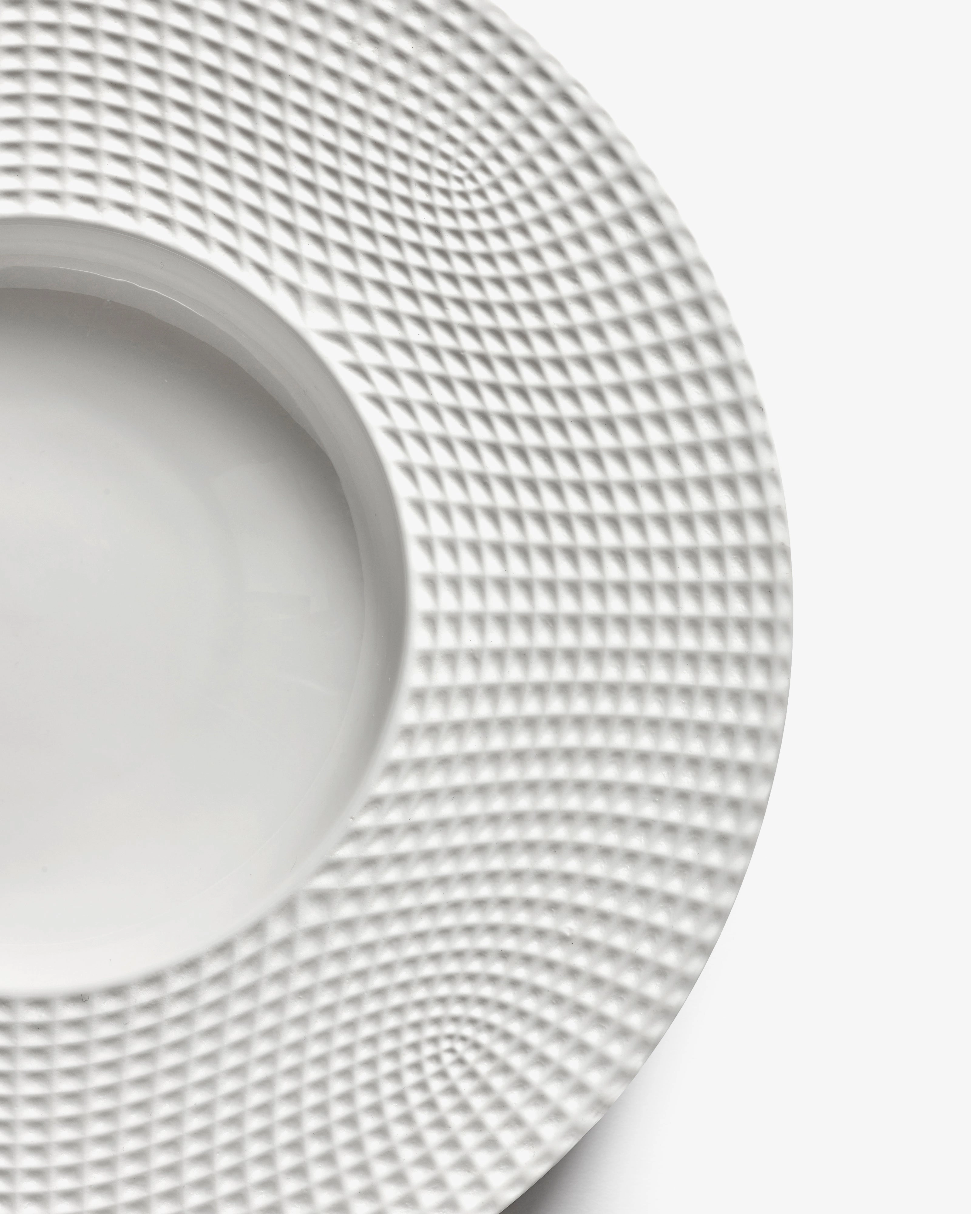 Deep plate wide edge white Nido