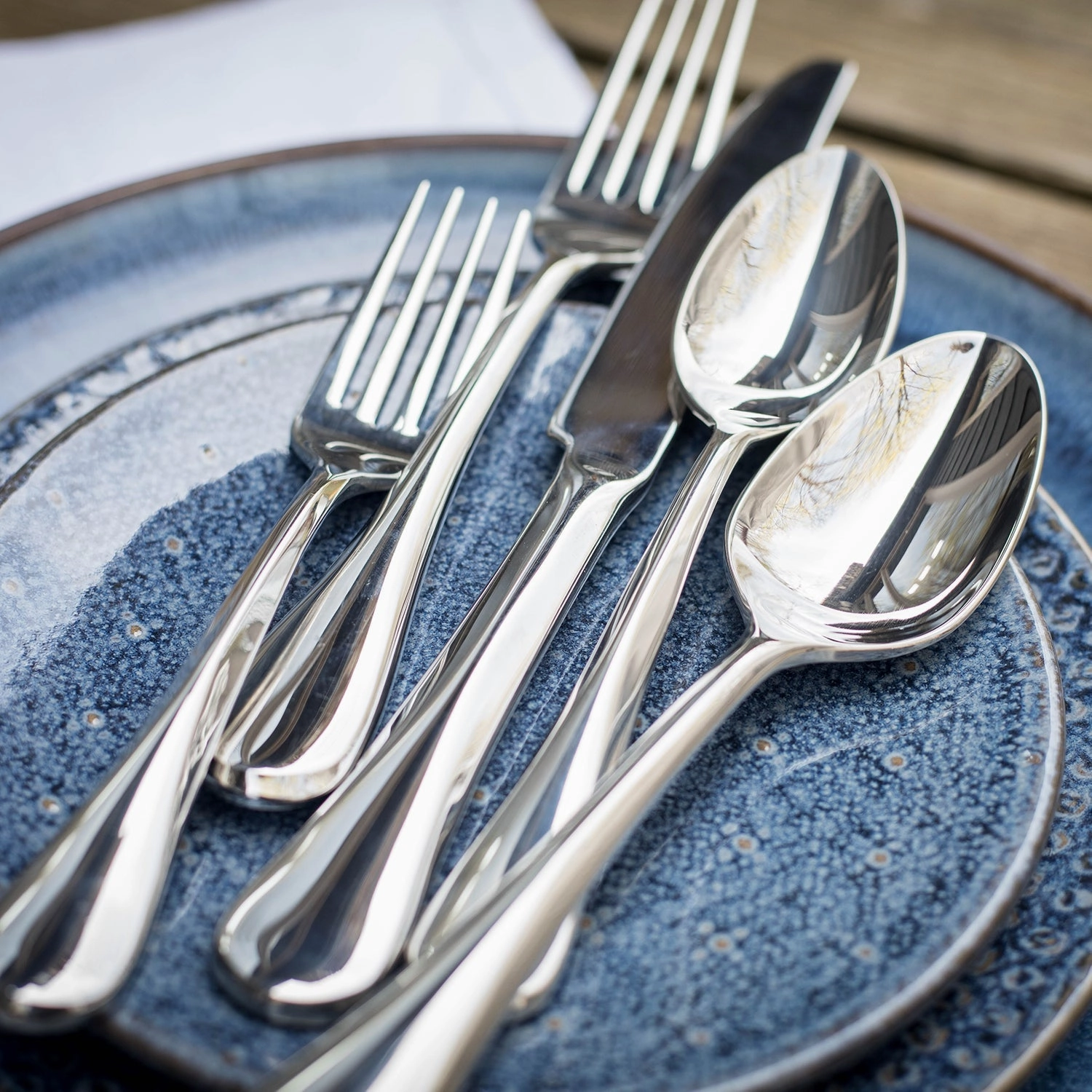 Eloquence Mirror 20 Piece Flatware Set