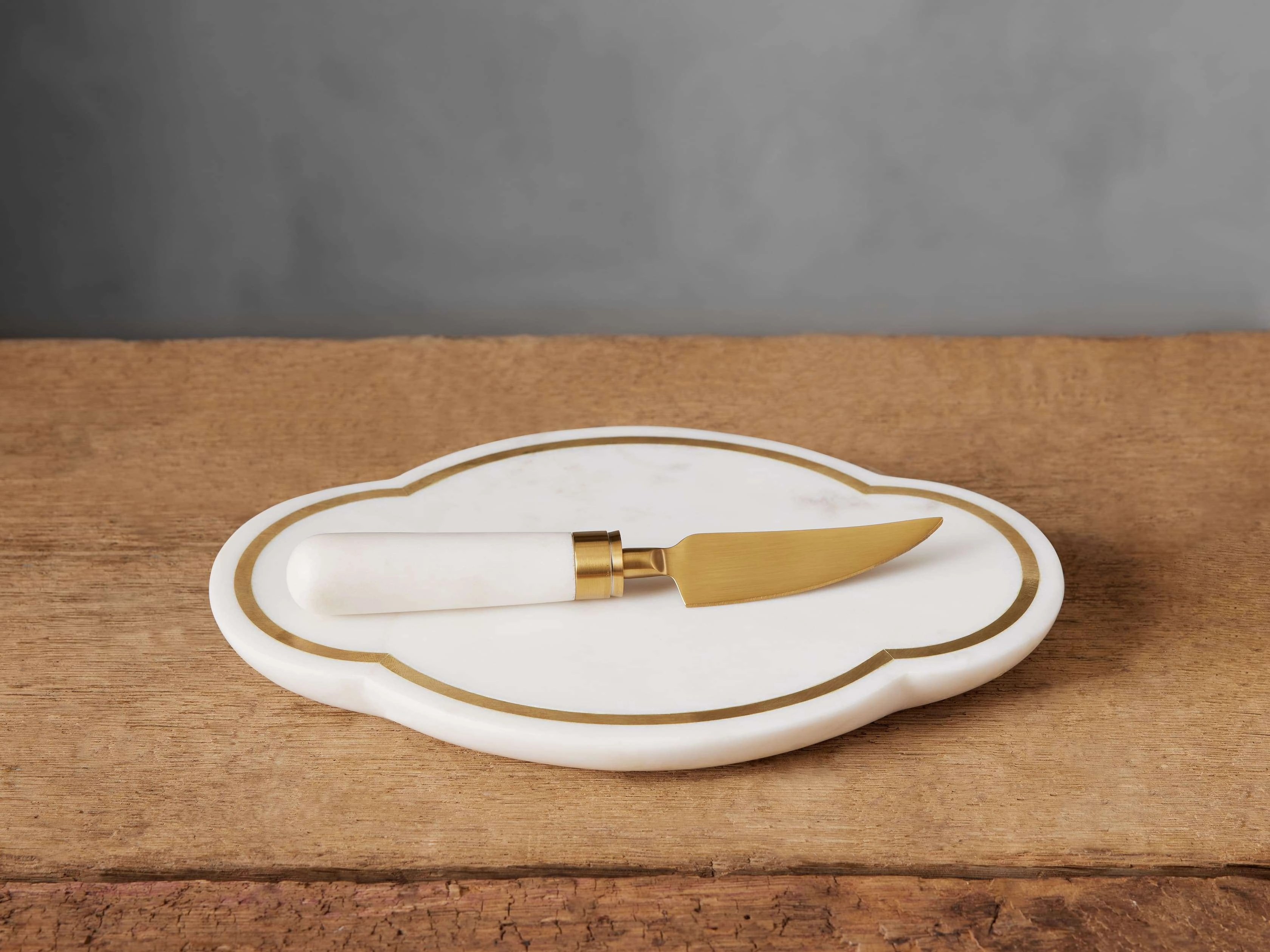 Emil Board and Knife