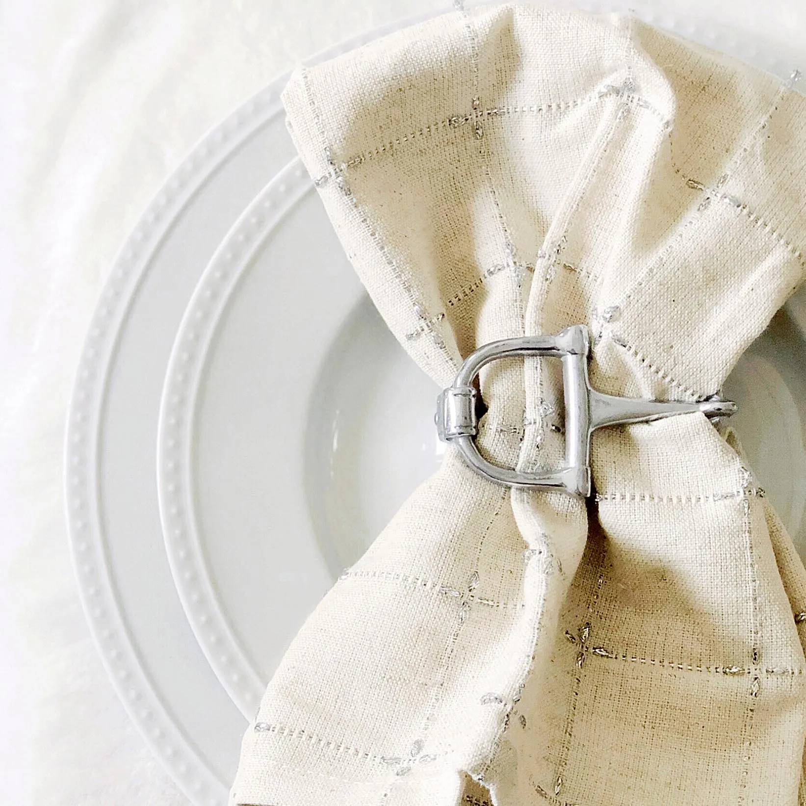 English Snaffle Bit Napkin Rings blender, kitchen appliance
