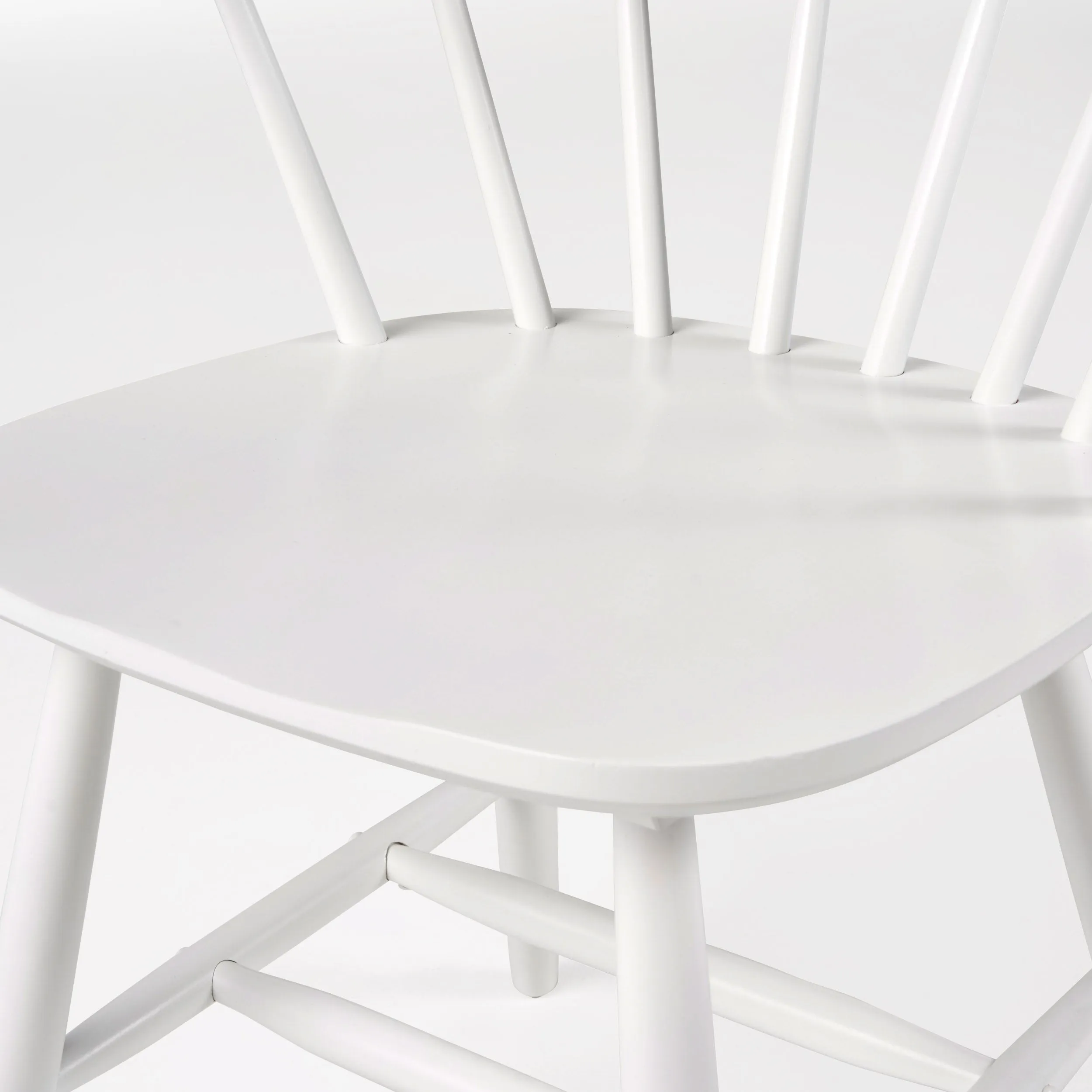 Farmhouse Spindle Back Rubberwood Dining Chairs (Set of 2) - NH192903