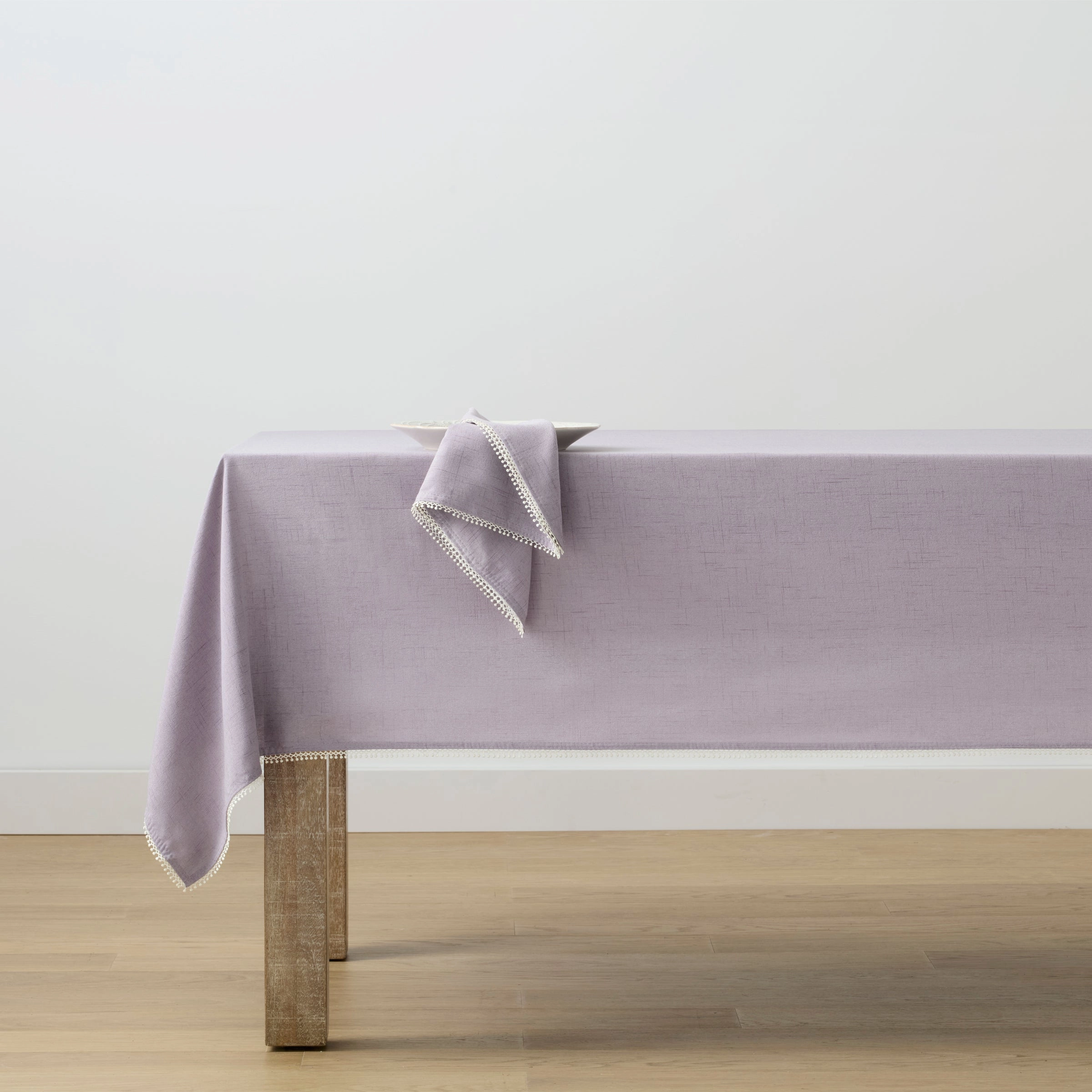 French Perle Violet 60X84 Tablecloth