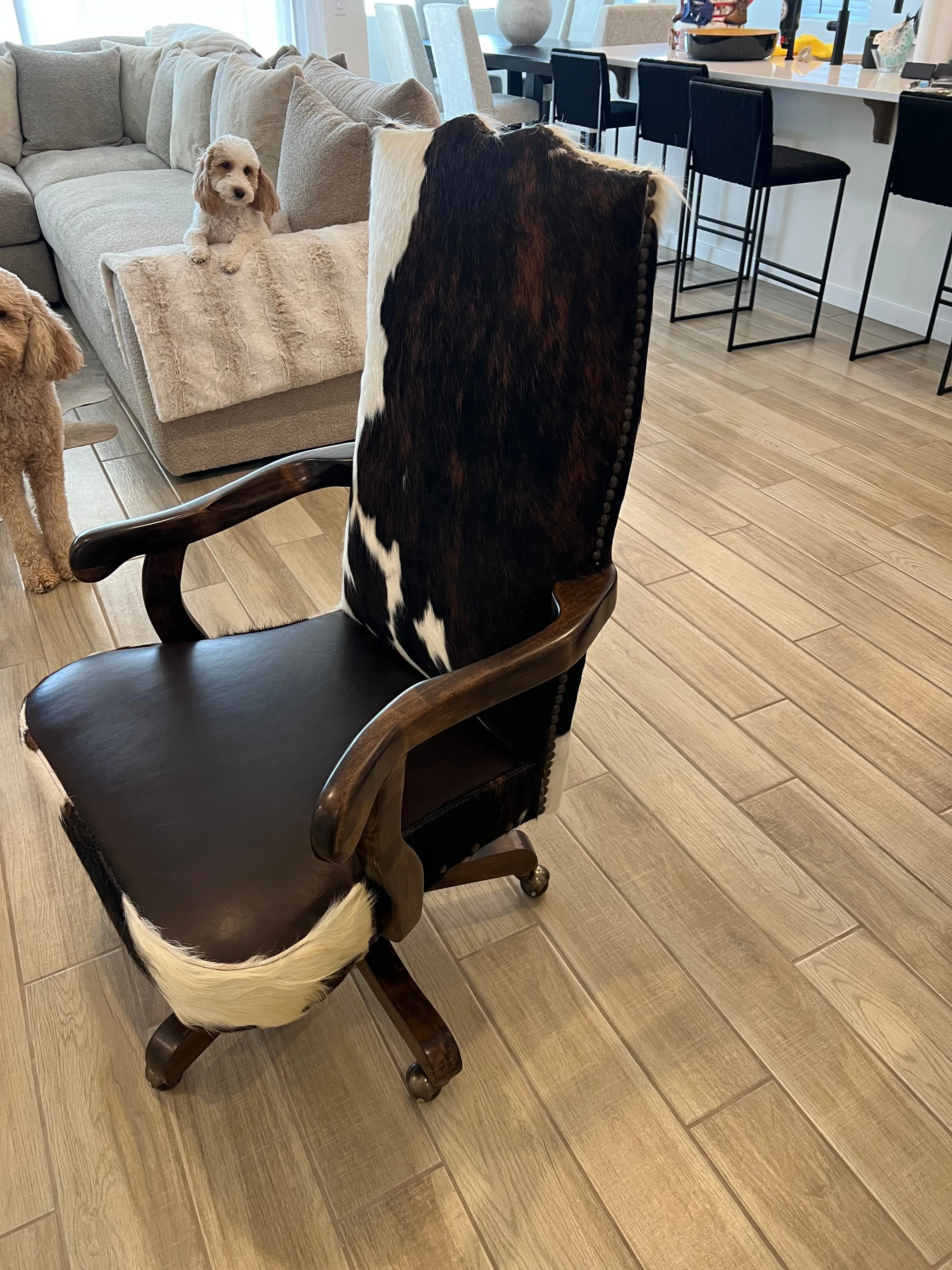 Full Back Tri Color Cowhide Office Chair