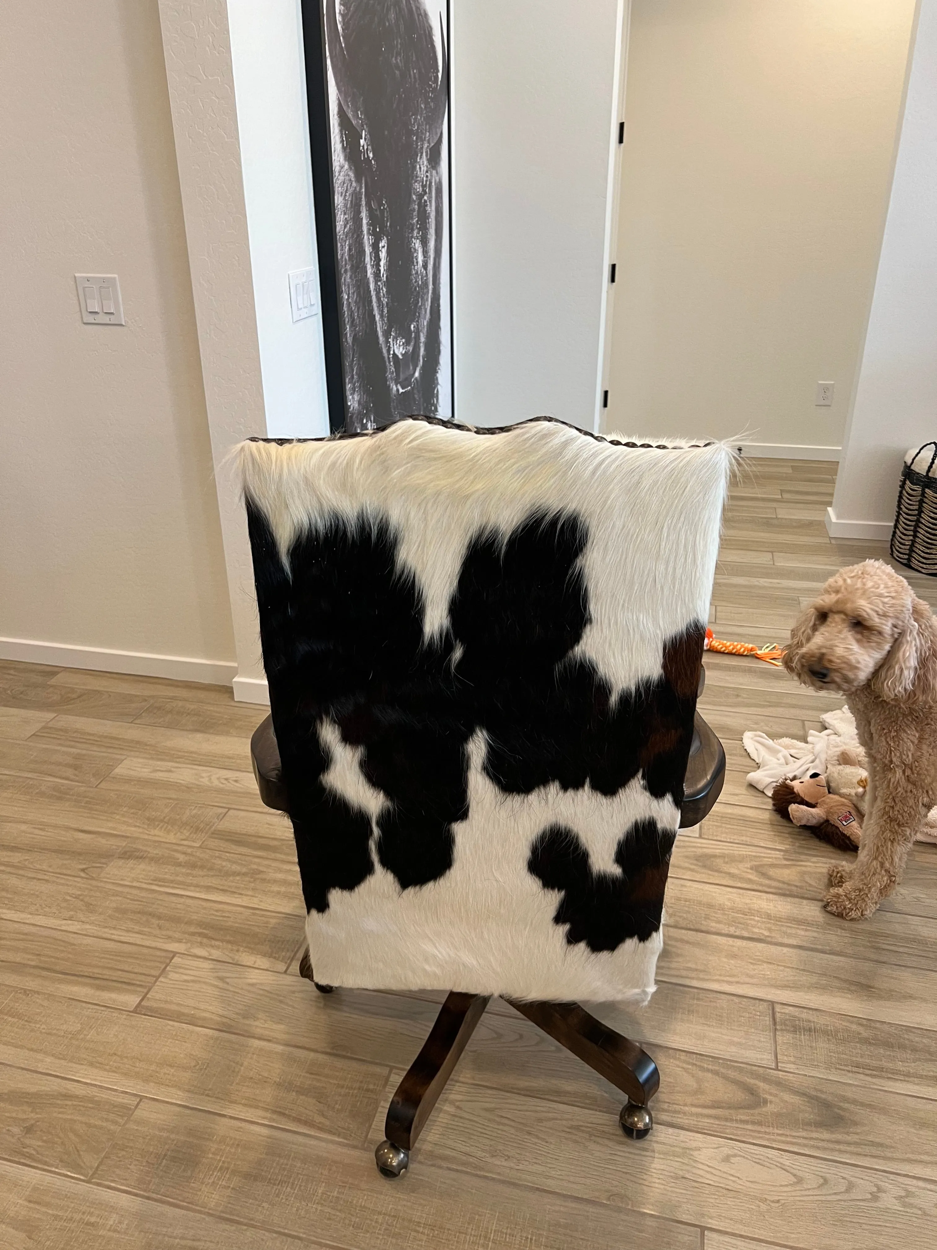 Full Back Tri Color Cowhide Office Chair