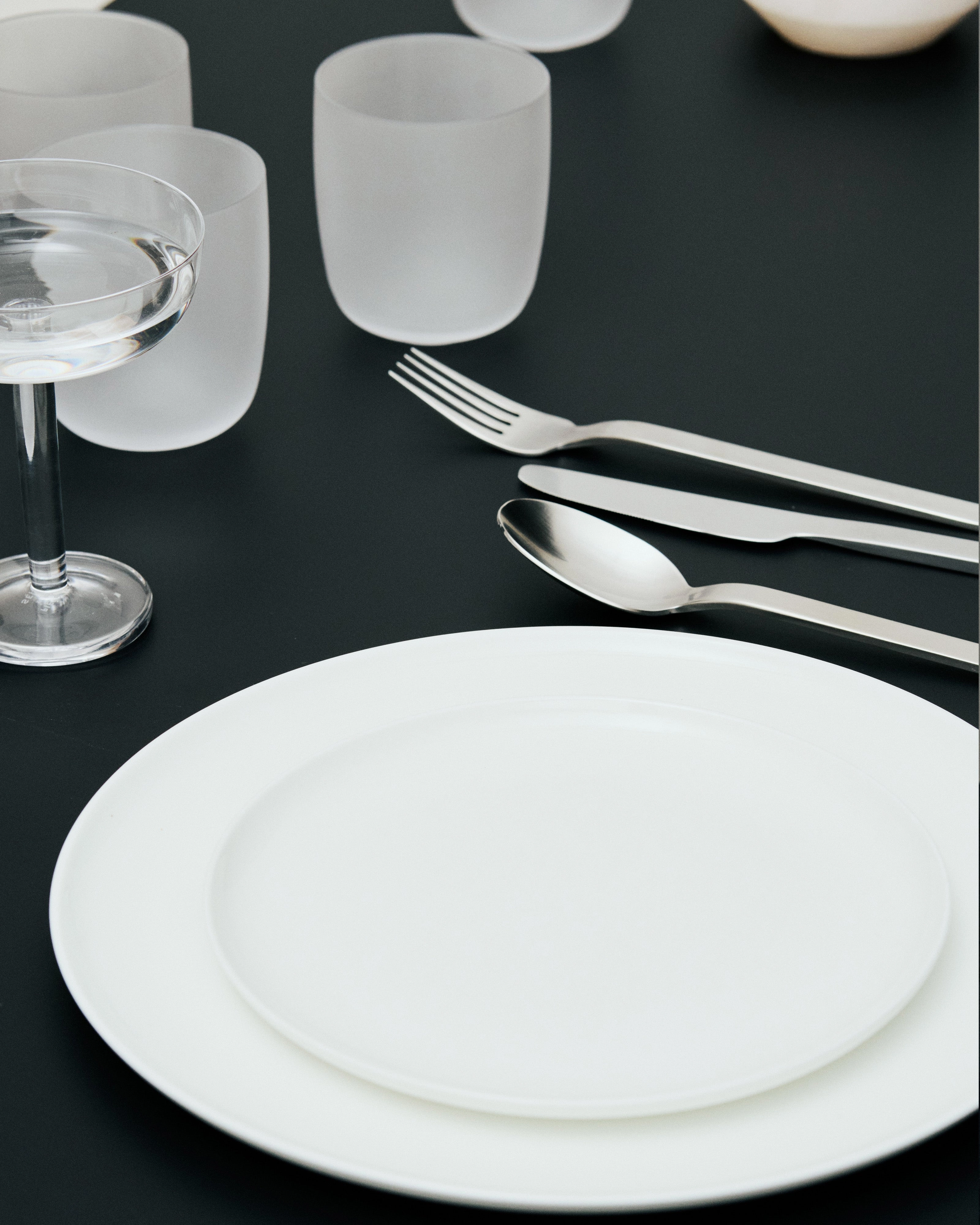 Full set 12 pieces white Base