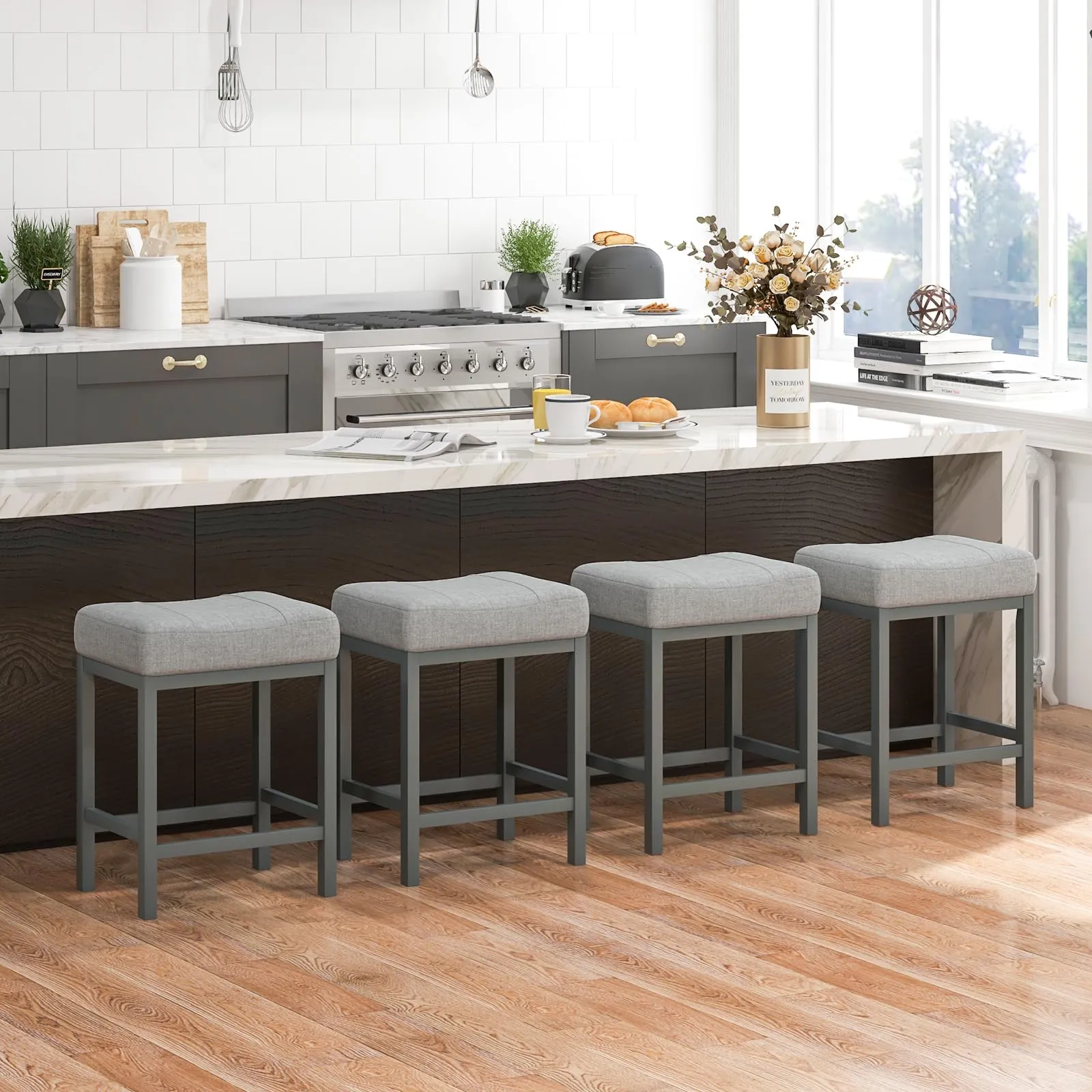 Giantex Counter Height Bar Stools Set of 2/4, 24.5" Backless Linen Fabric Bar Saddle Stools w/Solid Rubber Wood Frame & Footrest