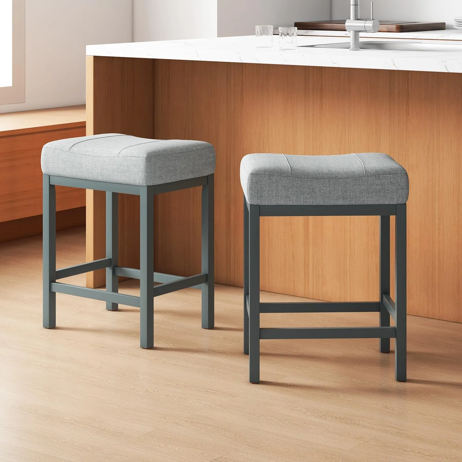 Giantex Counter Height Bar Stools Set of 2/4, 24.5" Backless Linen Fabric Bar Saddle Stools w/Solid Rubber Wood Frame & Footrest
