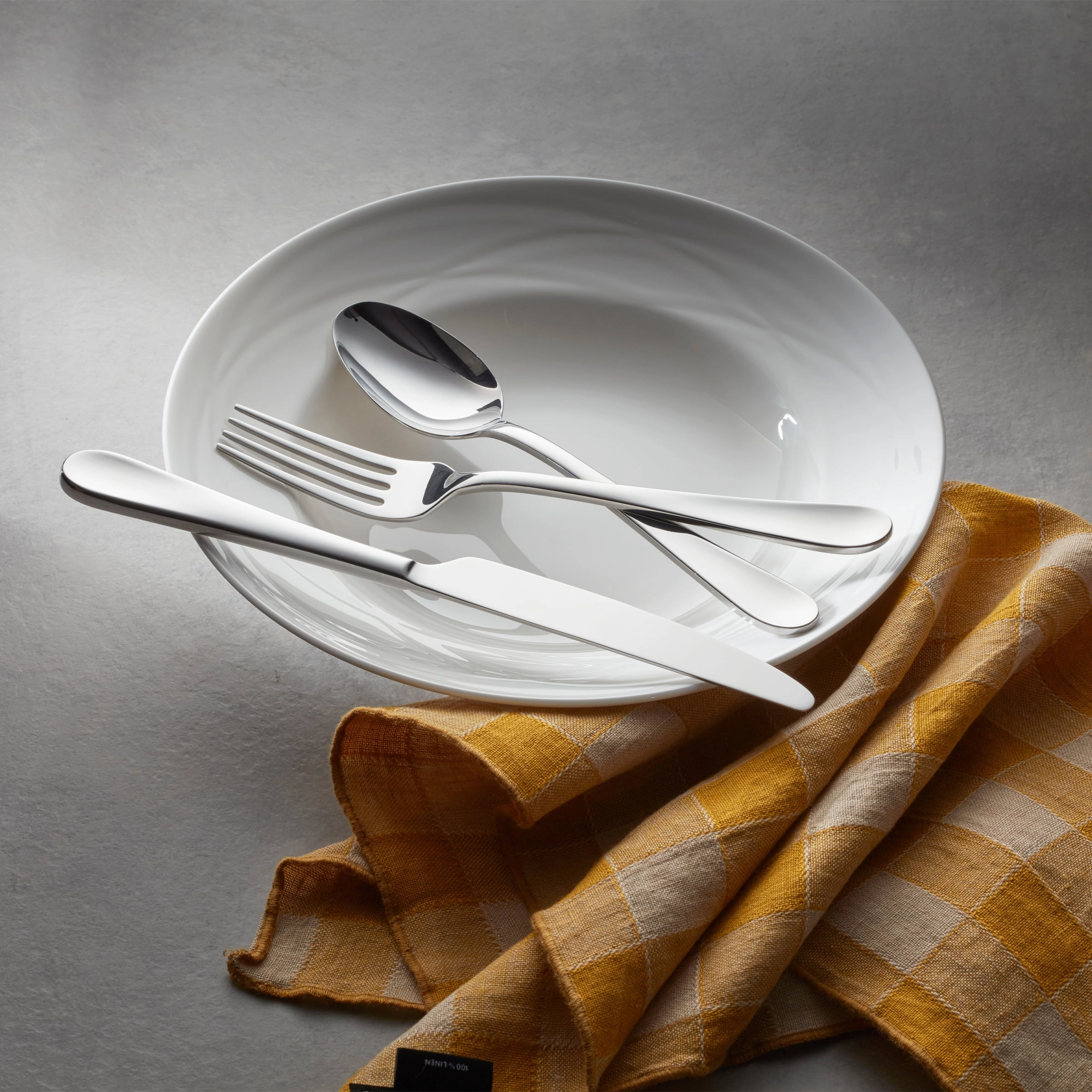 Grant 20 Piece Flatware Set