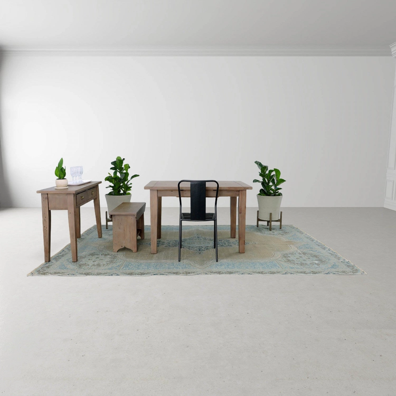 Halvik Chair - Black - Set of Four