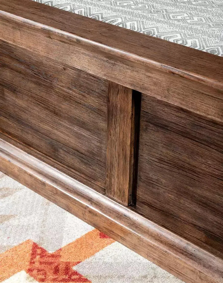 Hickory Corbel Bed