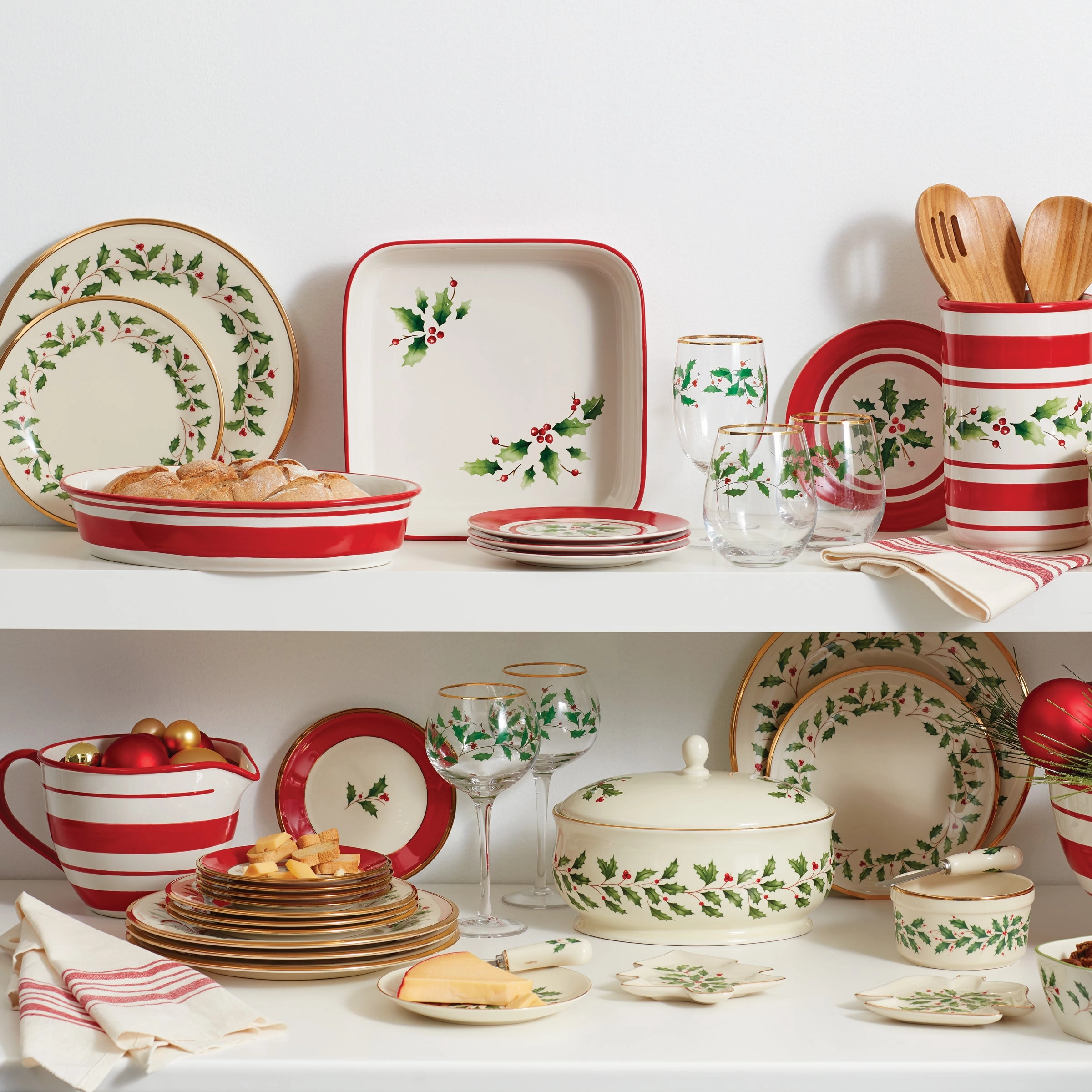 Holiday Cheese Plate & Knife Set