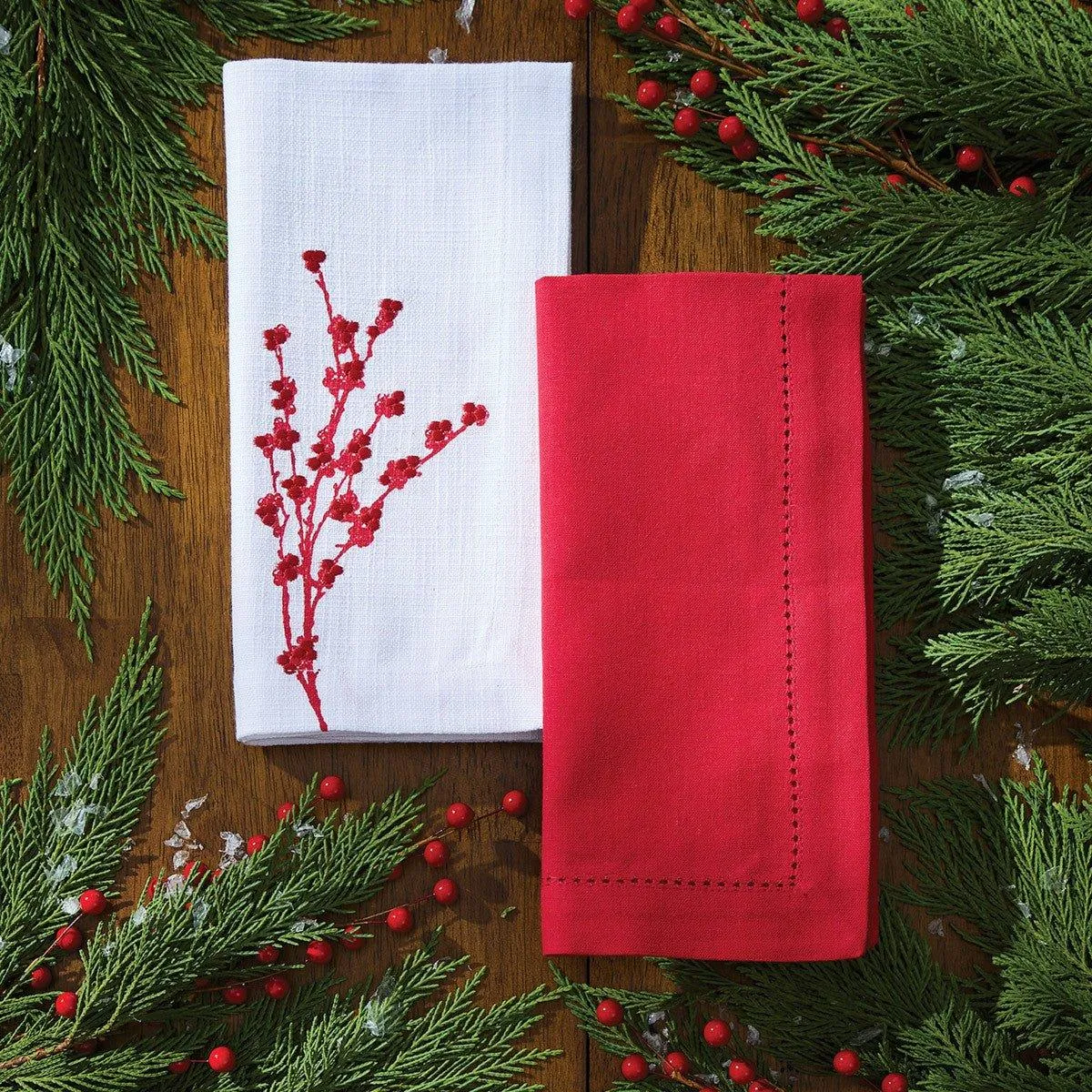 Holly Berries Christmas Table Linens