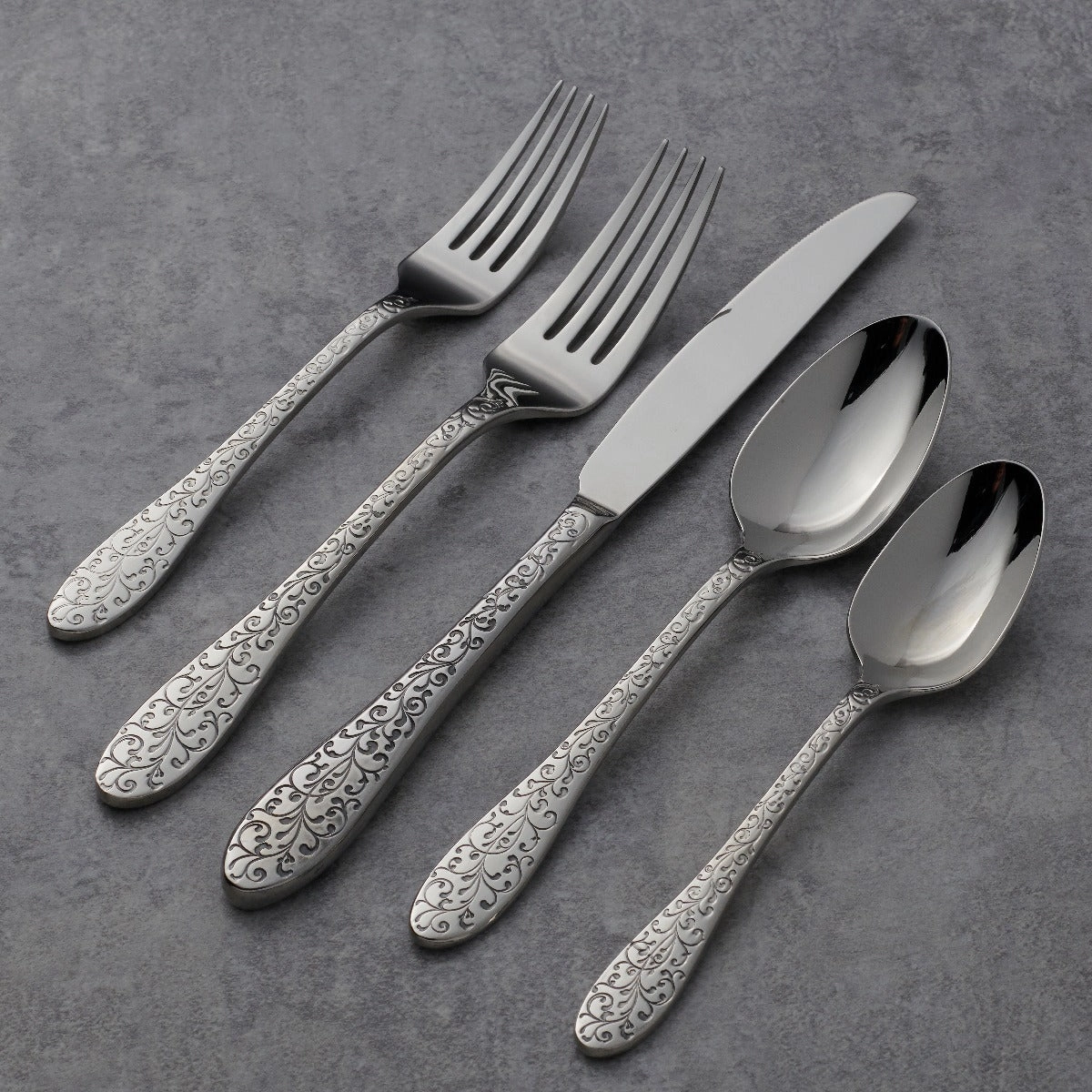 Ivy Flourish 20 Piece Flatware Set