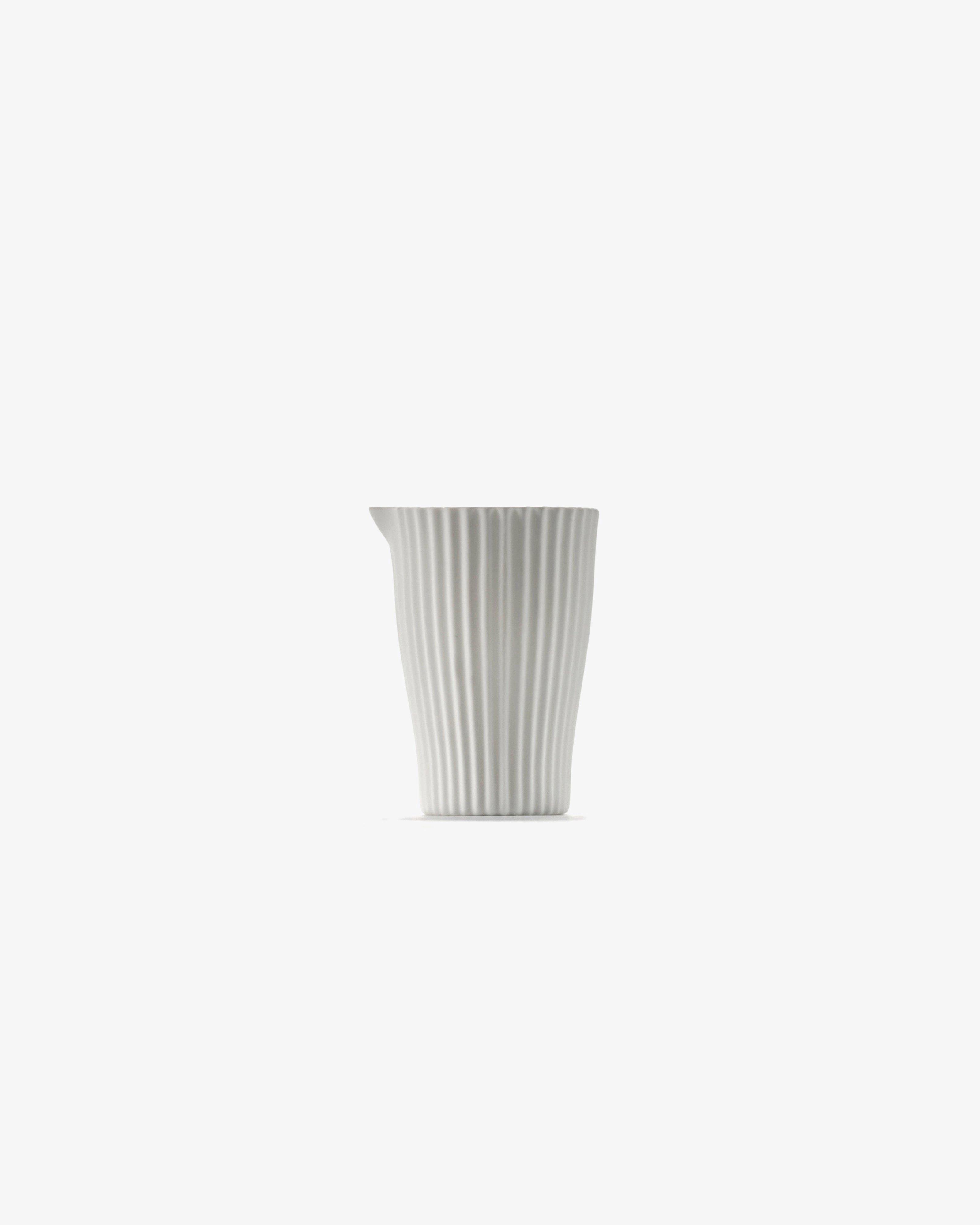 Jug S white Nido