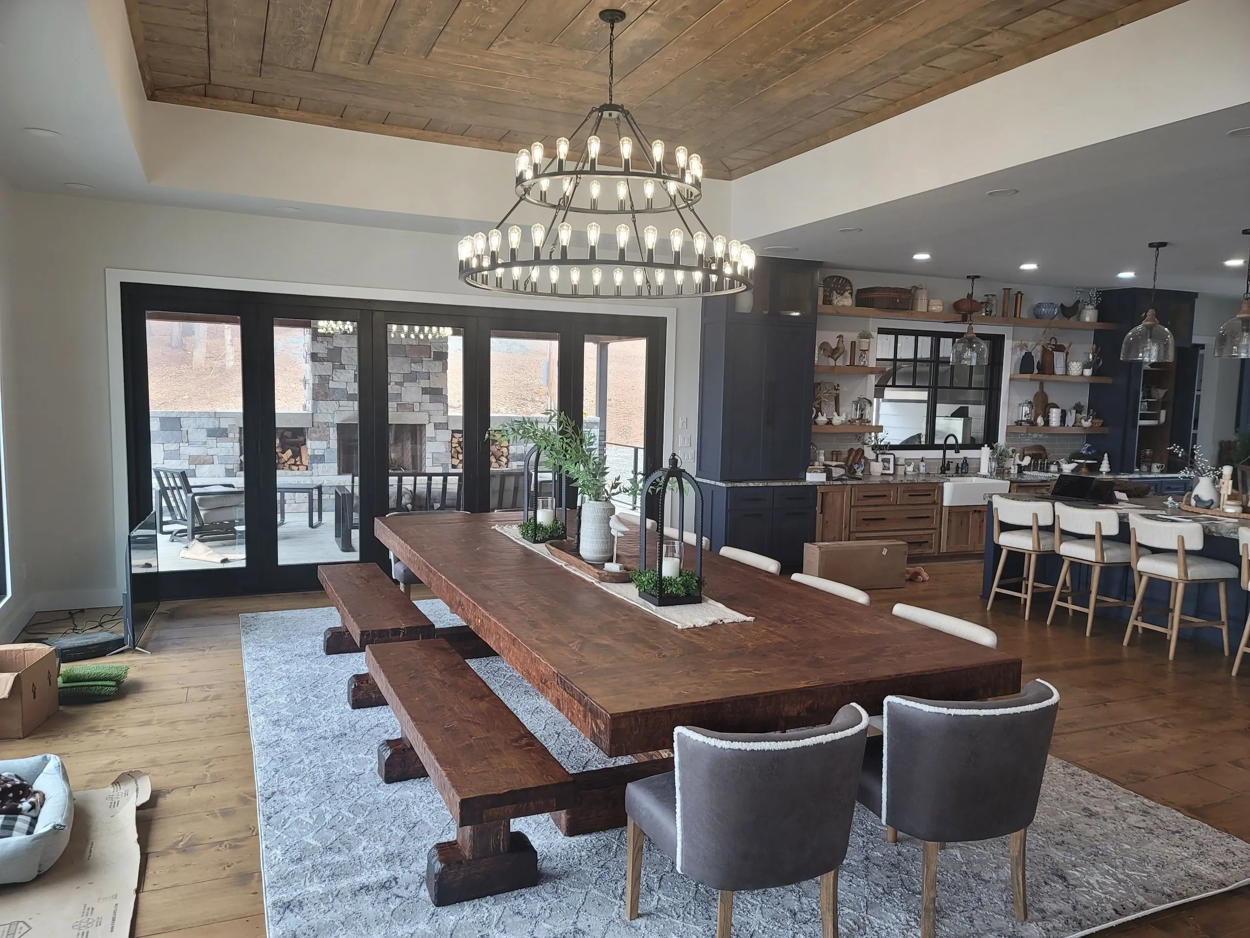 Knotty Alder Wood Rustic Dining Tables