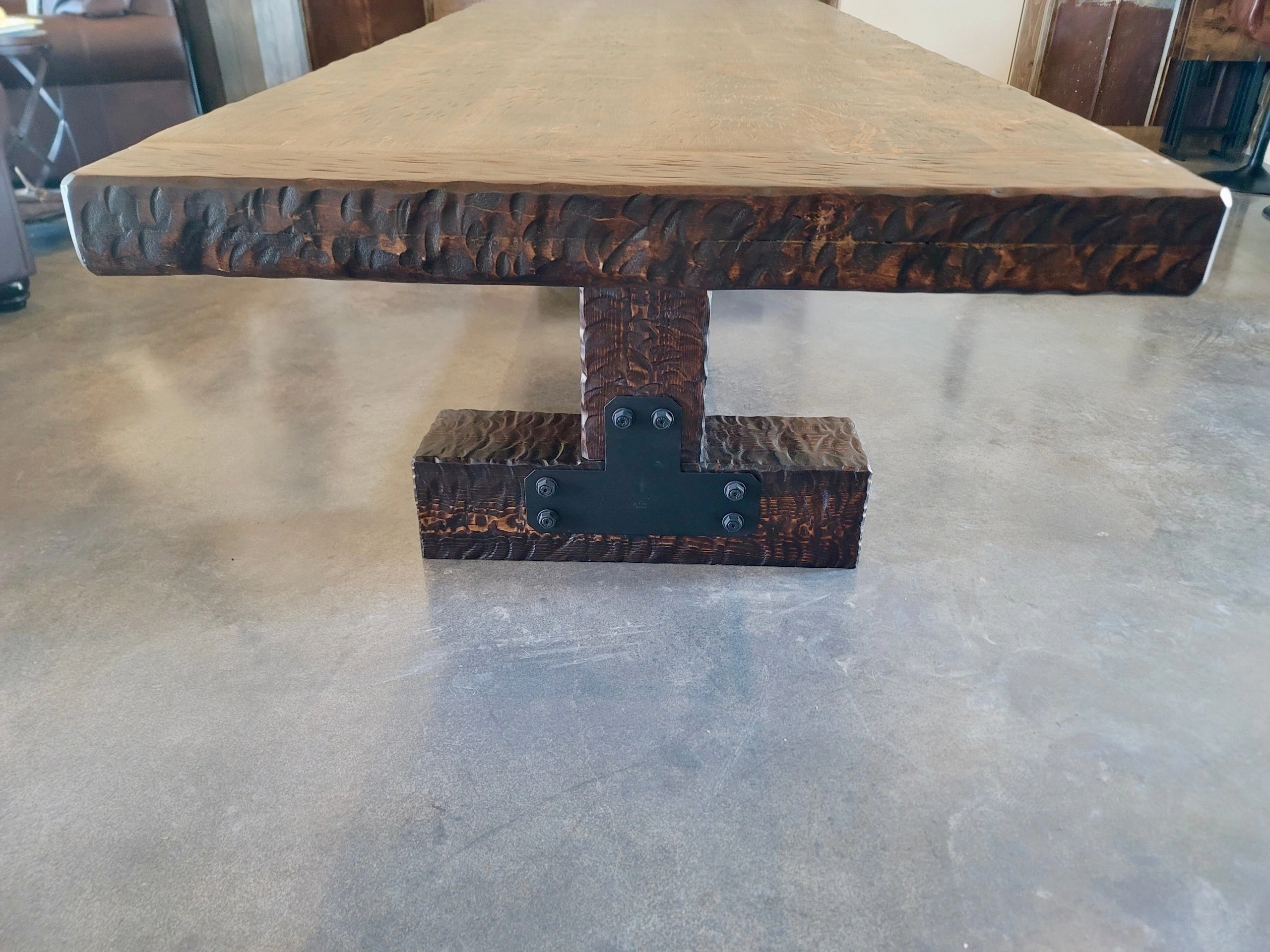 Knotty Alder Wood Rustic Dining Tables