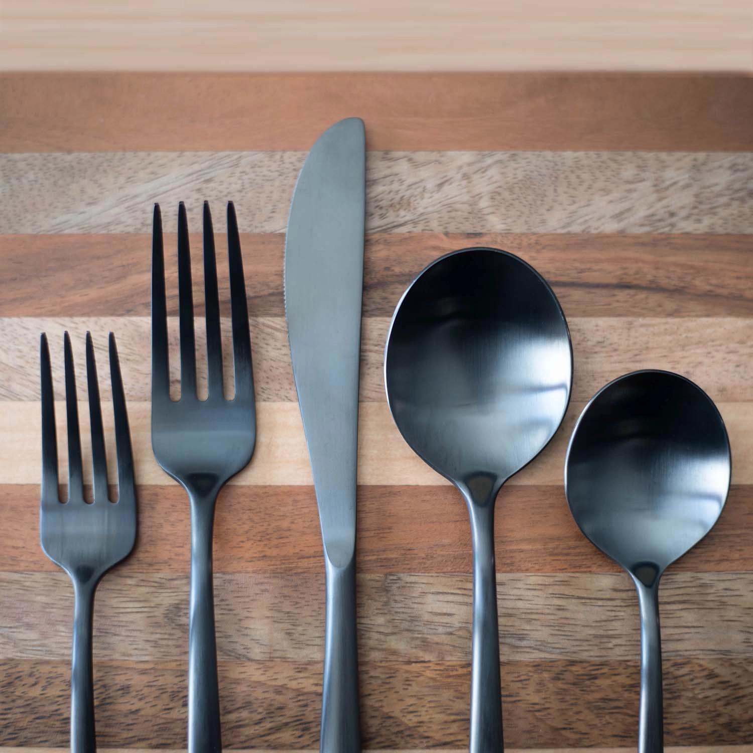 Lorenn Black Satin 20 Piece Flatware Set