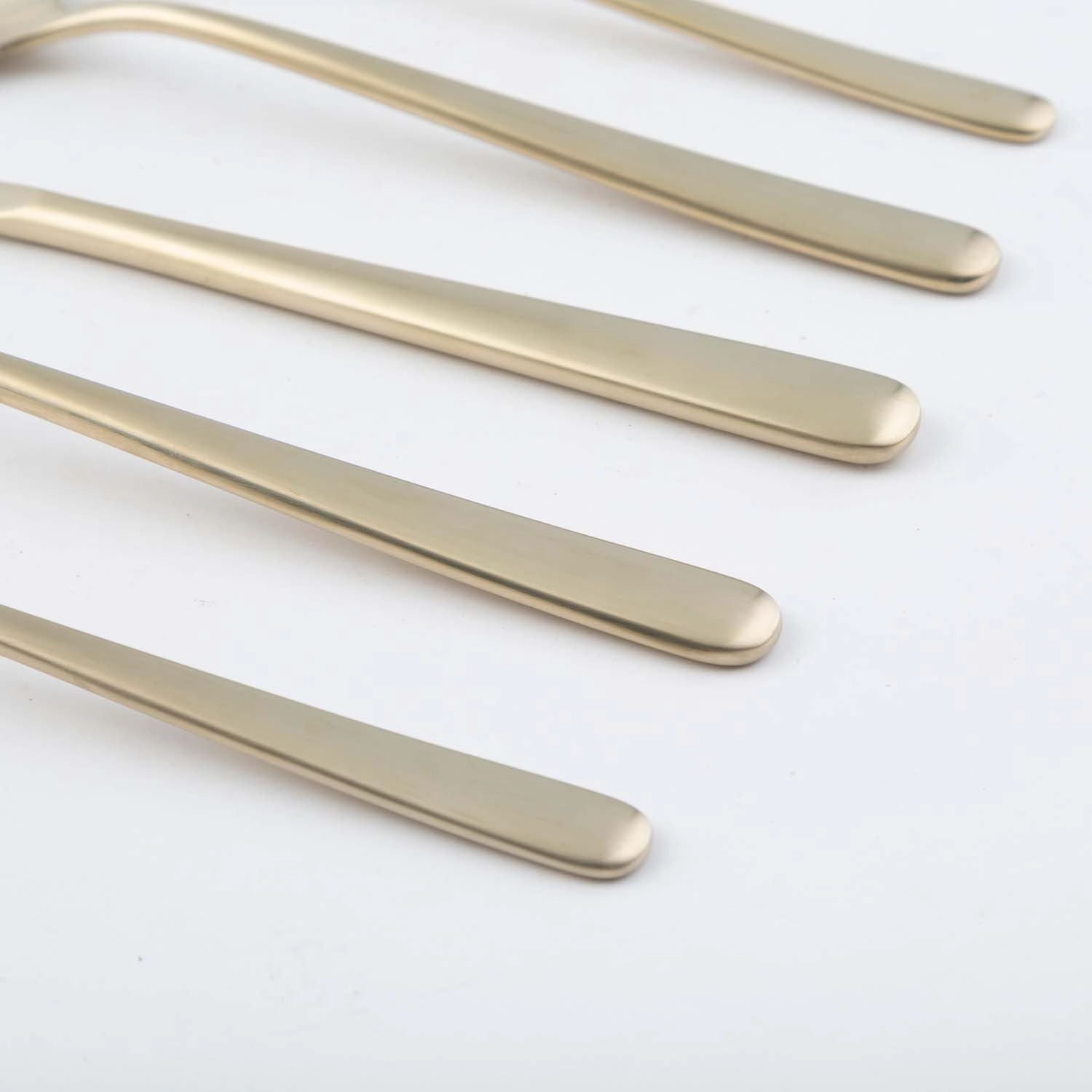 Lorenn Champagne Satin 20 Piece Flatware Set