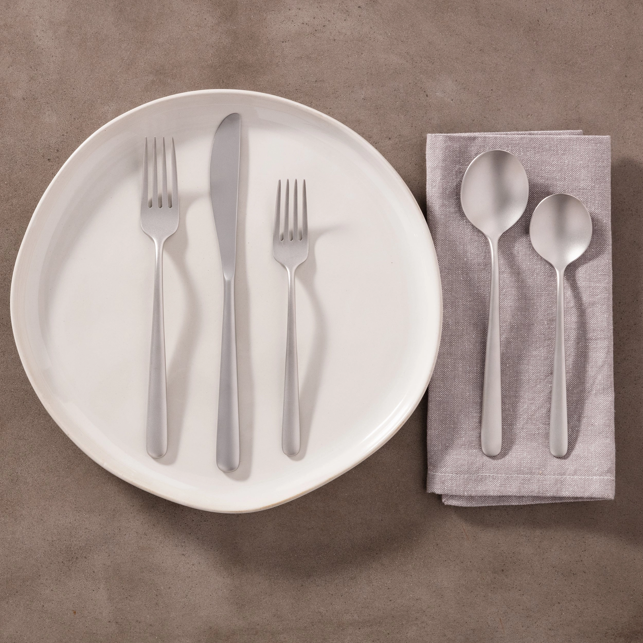 Lorenn Sand 20 Piece Flatware Set