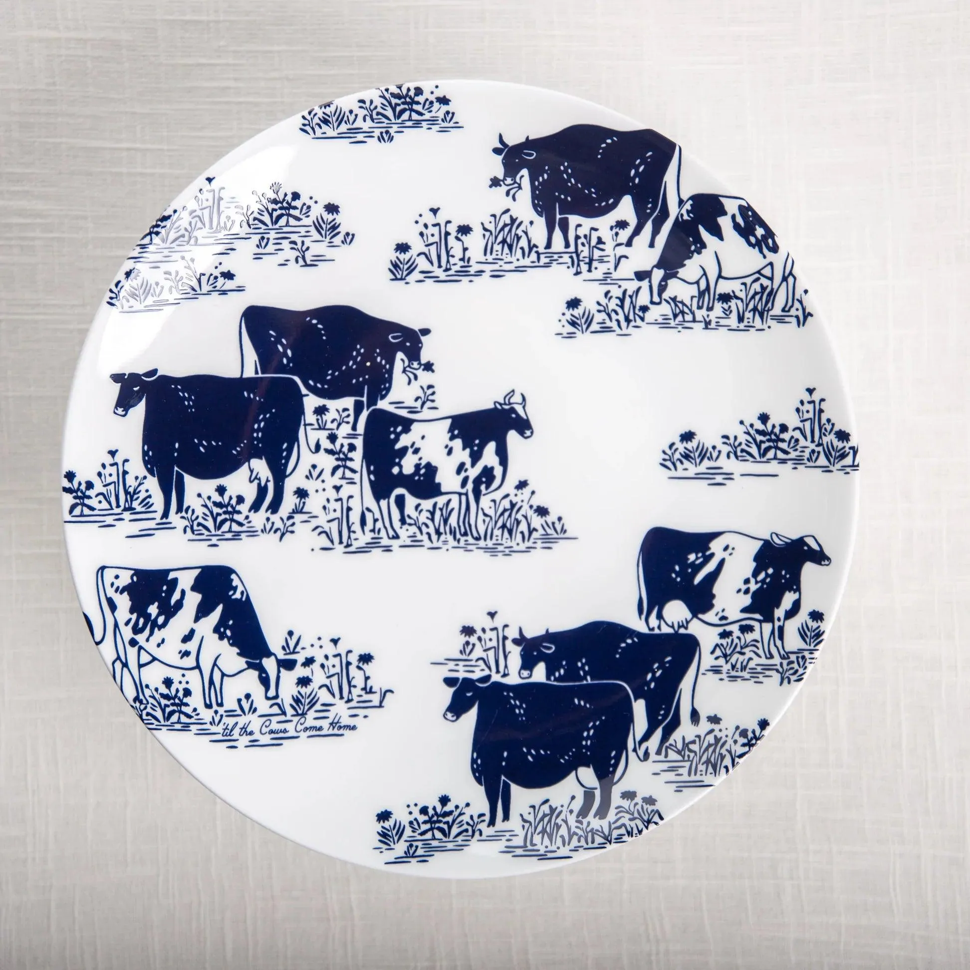 Lucky Cows Plate Set