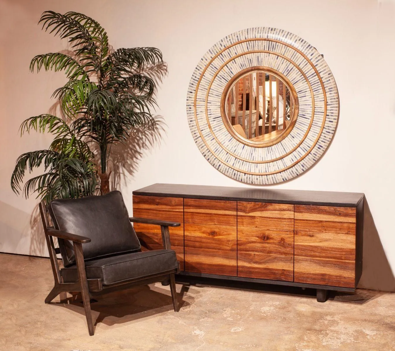 Luxury Black Leather Lounge Chair